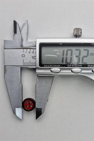 Dört Delikli Simli Amigurumi ve Gömlek Düğmesi 90 Adet Her Renkten 5 Adet