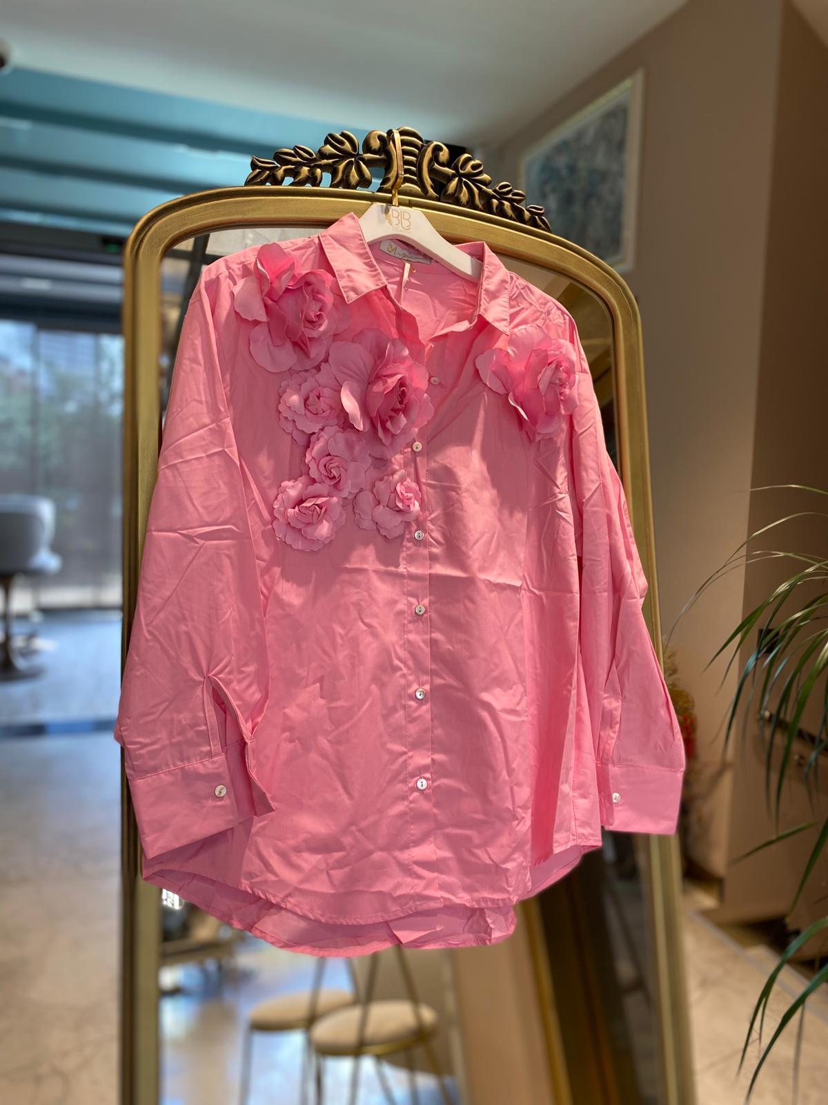 3 BOYUTLU ÇİÇEK GÖMLEK