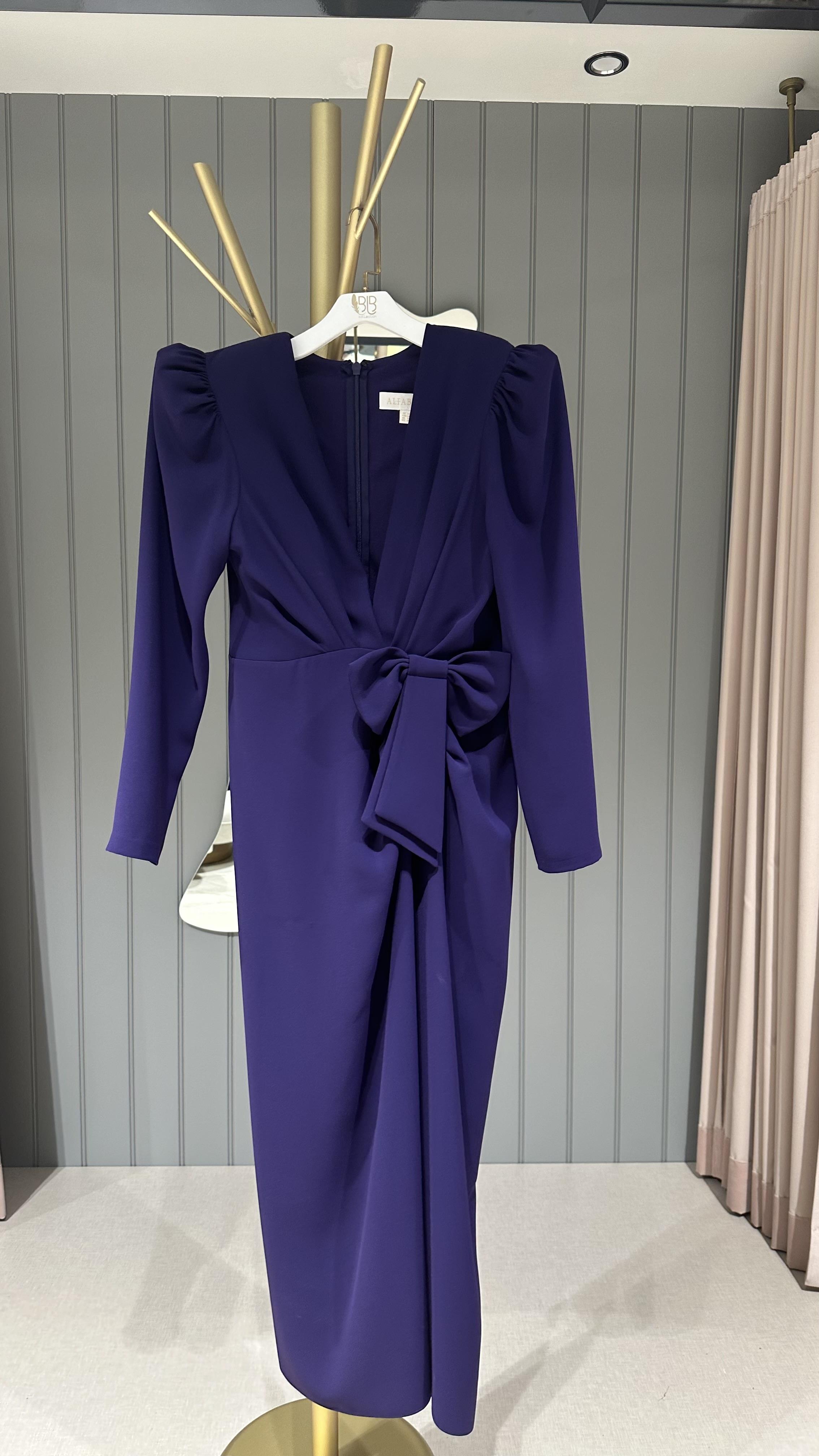 BELİ KURDELALI ELBİSE