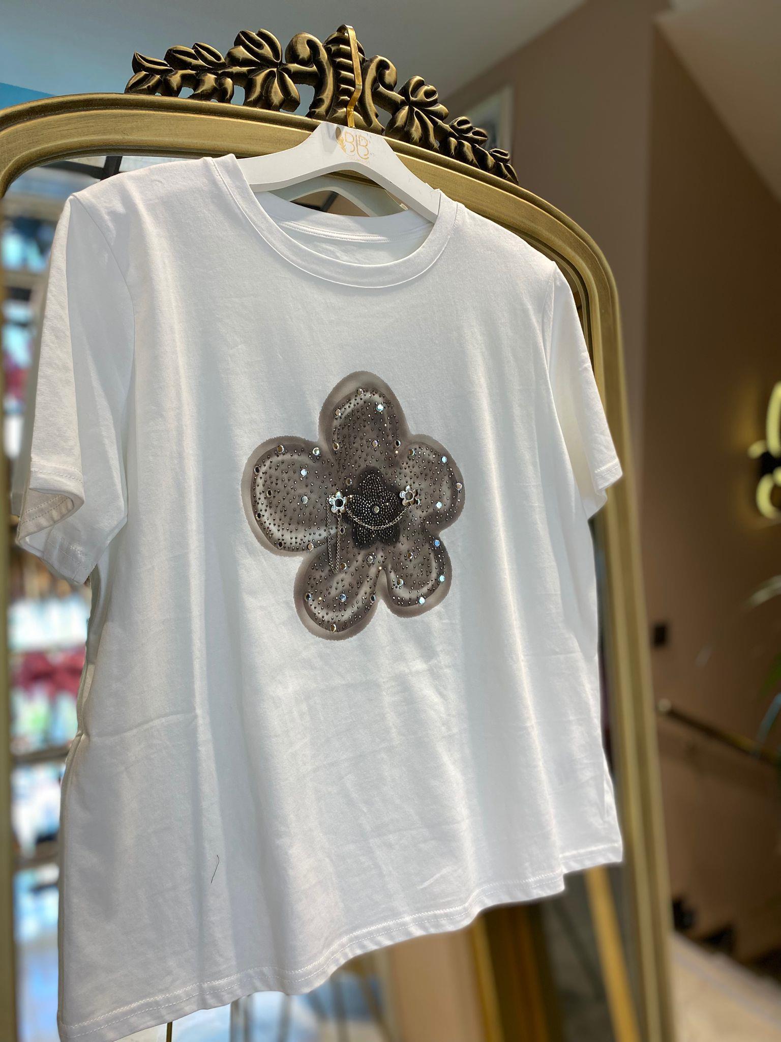 ÇİÇEK DESEN TSHİRT