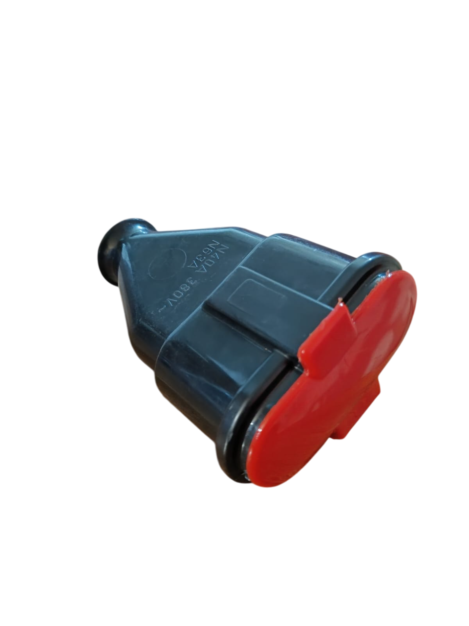 40*63 A.4 KUTUPLU SEYYAR PRİZ