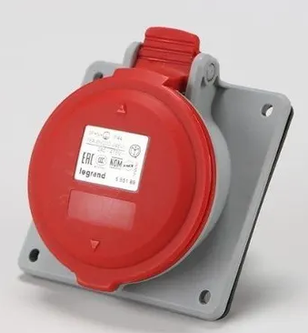 4*32A 380/415V EĞİK MAKİNE PRİZİ IP44