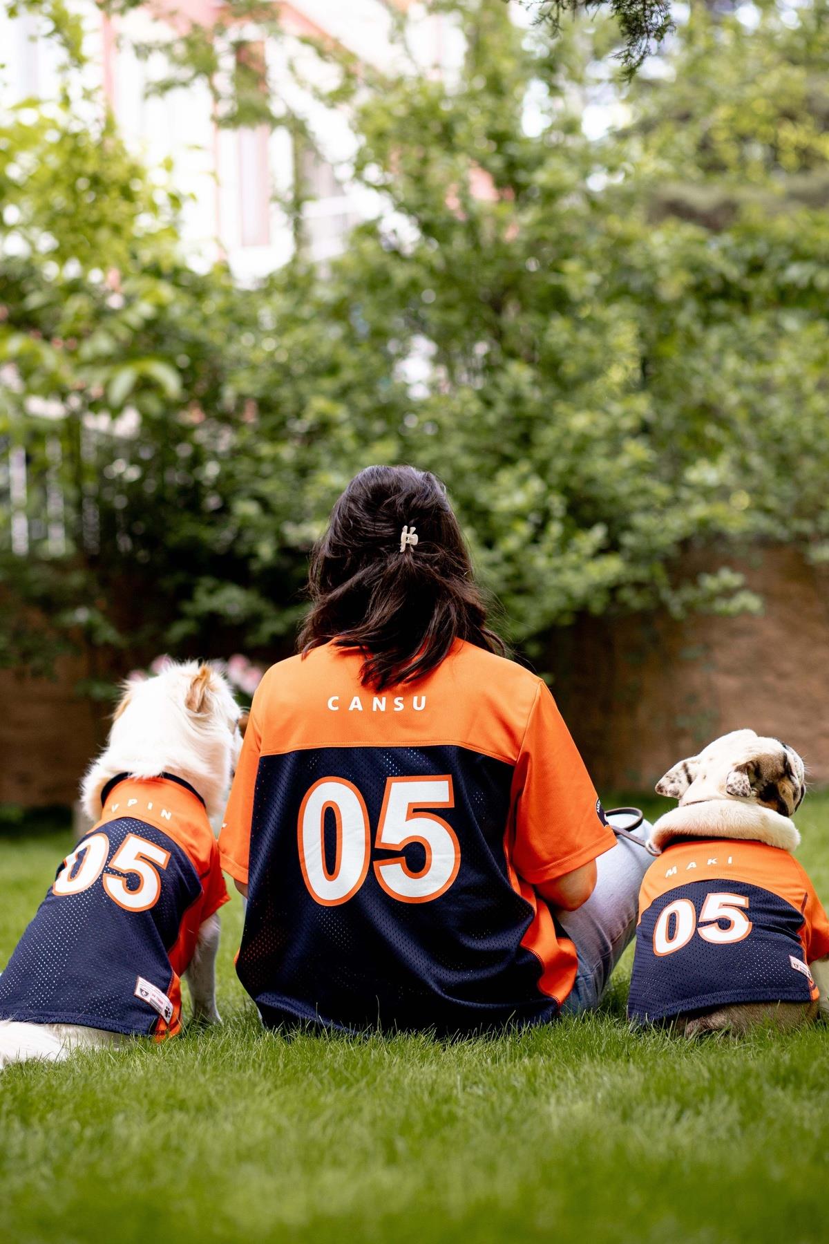 Askyxhuman Tshirt L Askys American Football Team