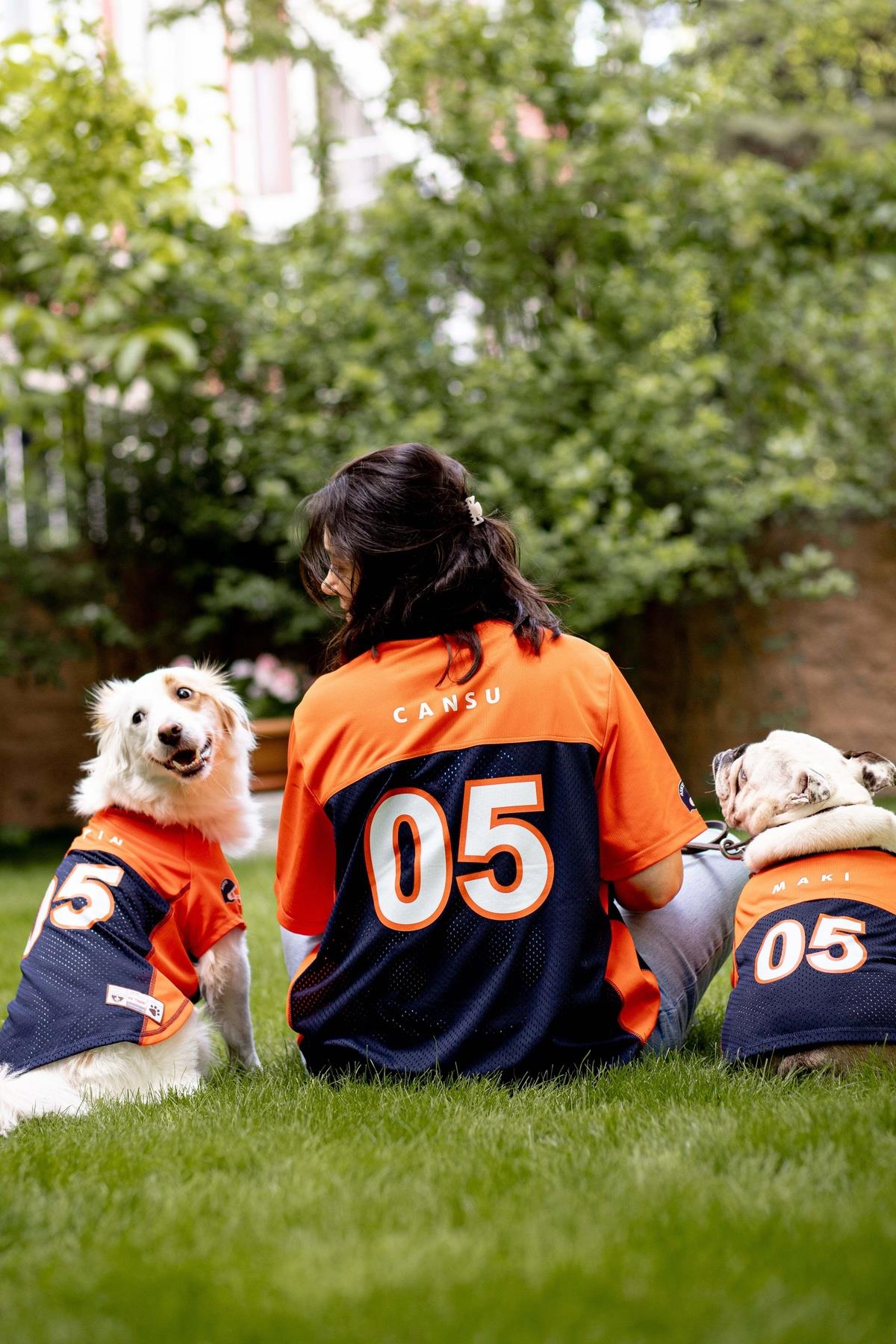 Askyxhuman Tshirt L Askys American Football Team
