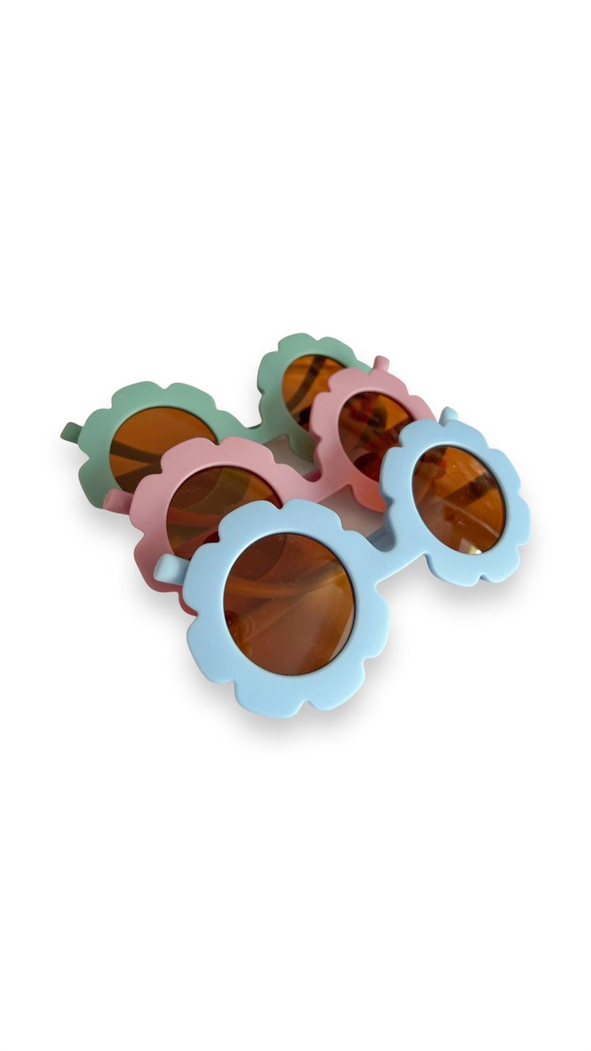Flower Shaped Dog Sunglasses Rose Dry