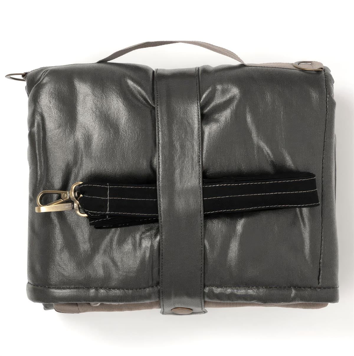 Mons Bons: Poli Köpek Matı Lacivert - made of sustainable materials