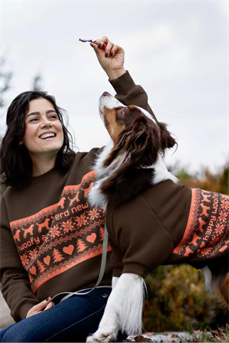 AskyxHuman | Woofmas Chestnut Classic Sweatshirt