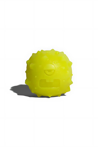 Zee.dog rob the mıcrobe sarı ball