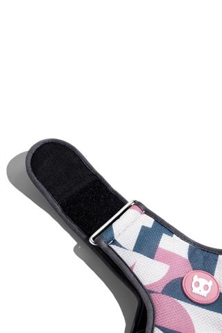 Zee.Dog Split Adjustable Air Mesh Dog Breast Station