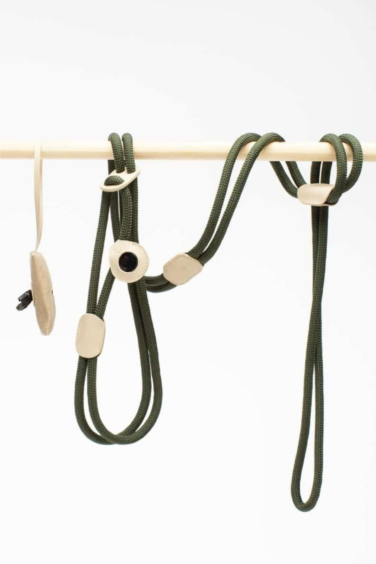 Zoe Pet Atelier All In One Köpek Göğüs Tasması ve Gezdirme Kayışı Seti Haki Yeşil ve Bej