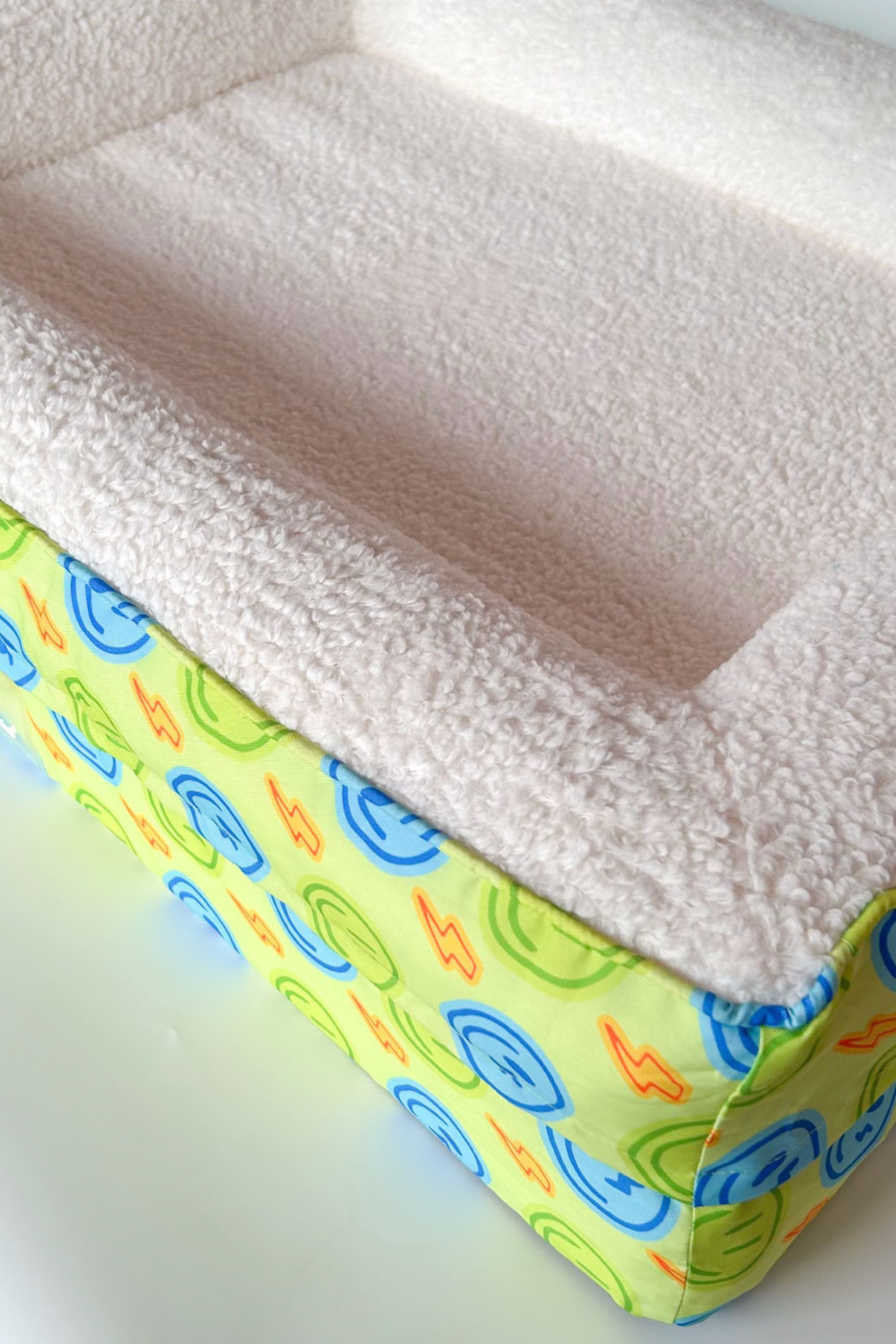 Lolidogs Cozy Köpek Yatağı Smiley
