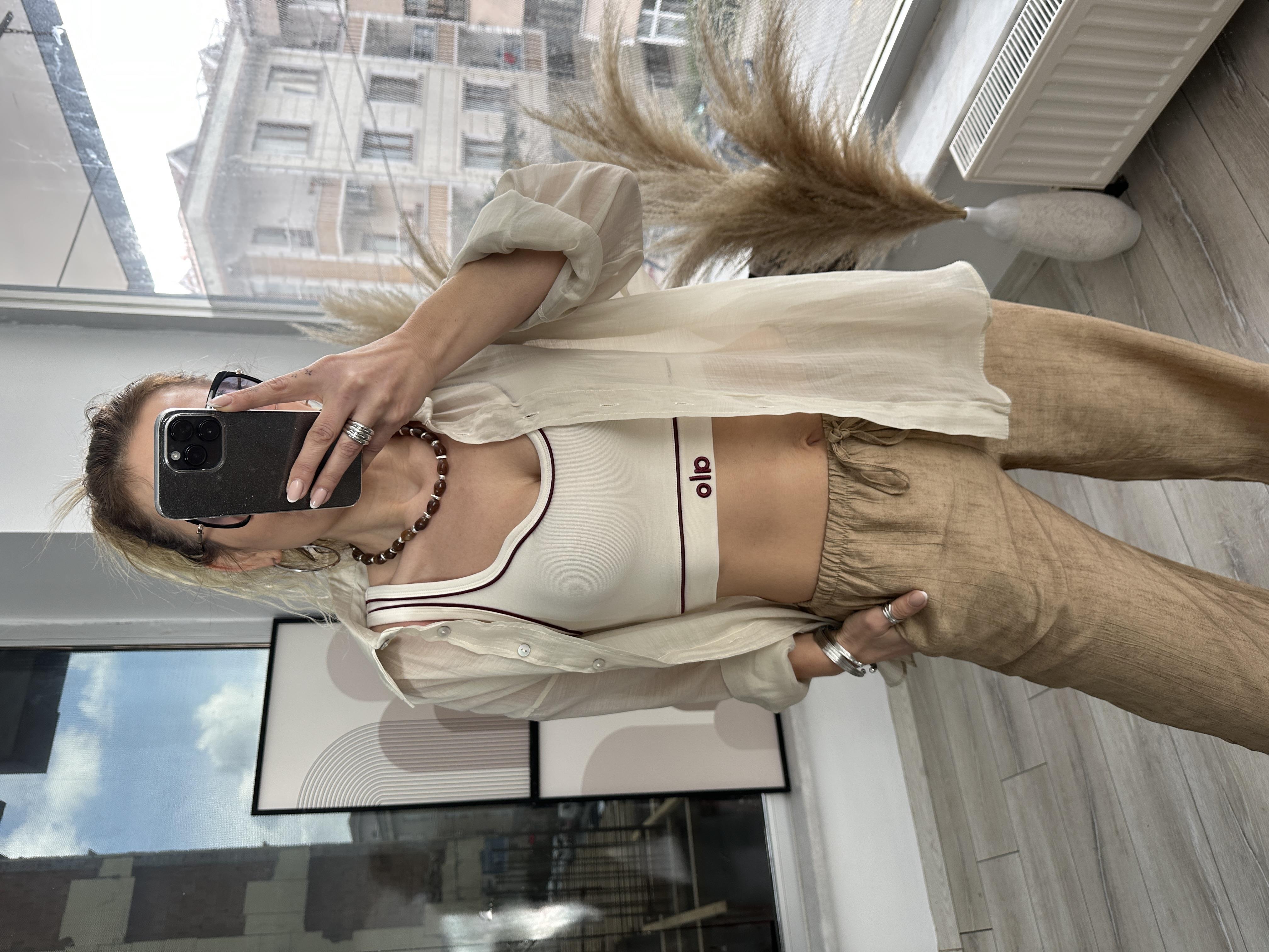 Bej Baskılı Crop
