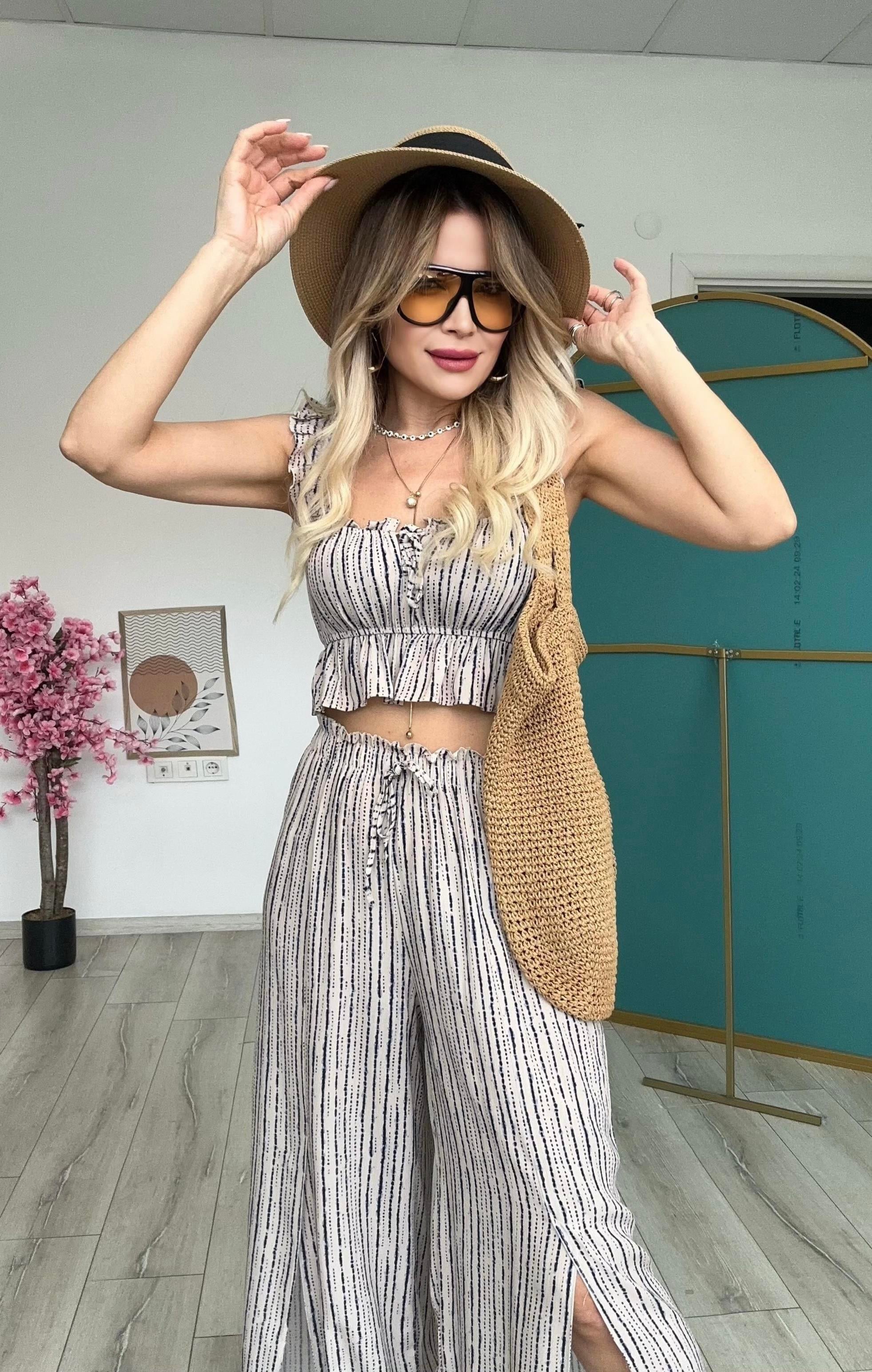 Bej Desenli Bağcıklı Pantolon