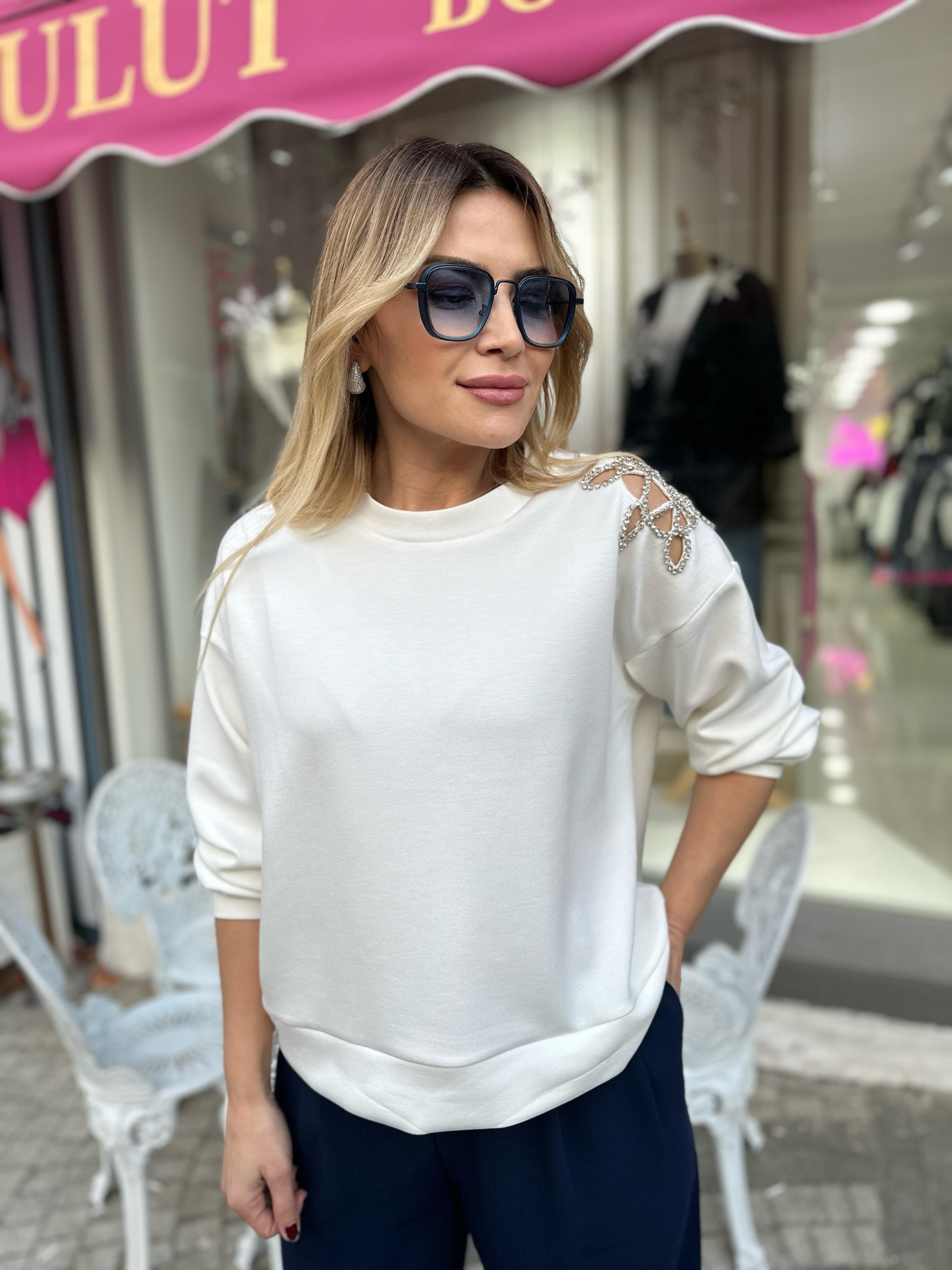 Beyaz Omuz Taş Detaylı Modal Kumaş Sweat 