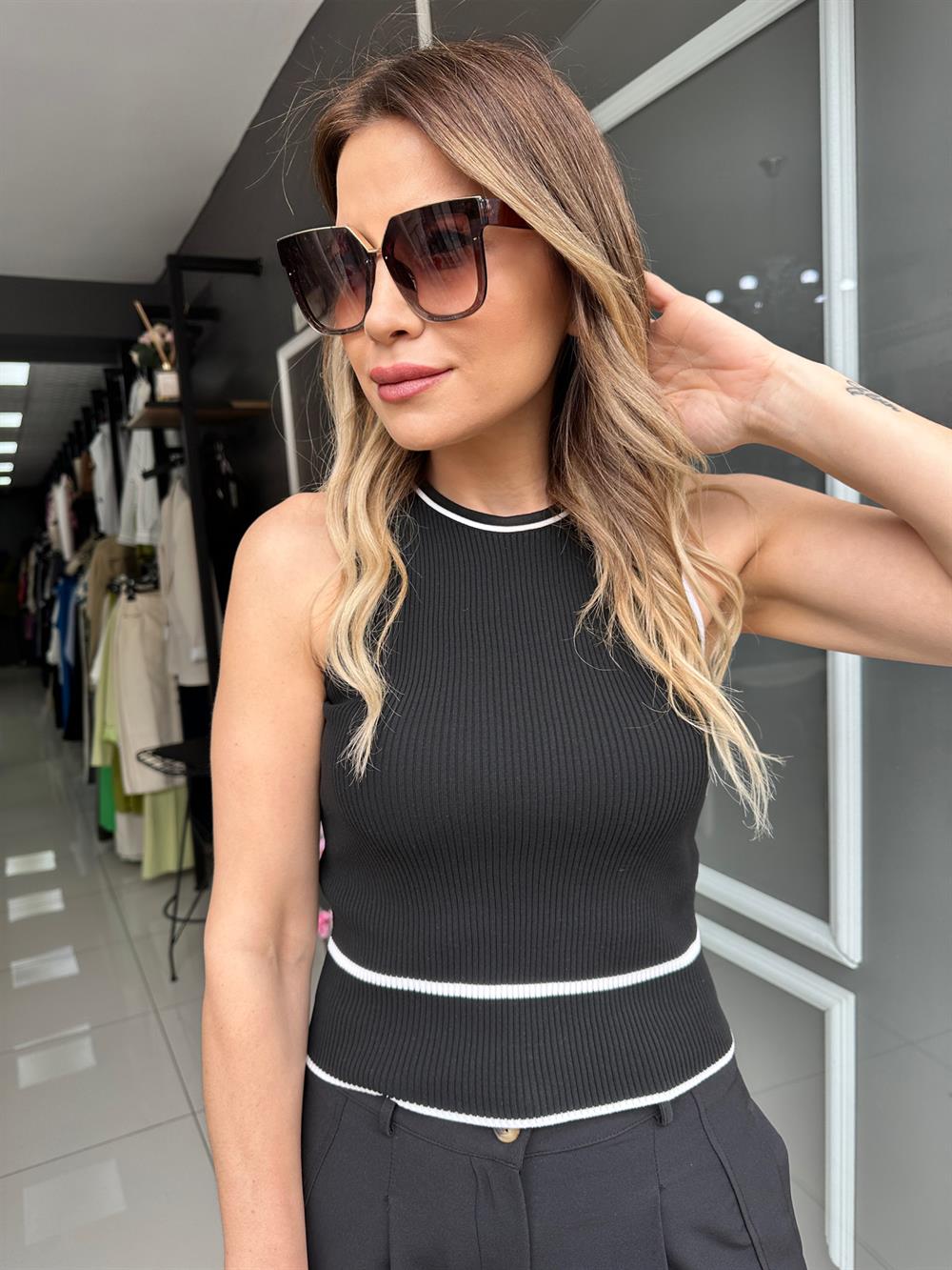 DLV Siyah Beyaz Çizgili Triko