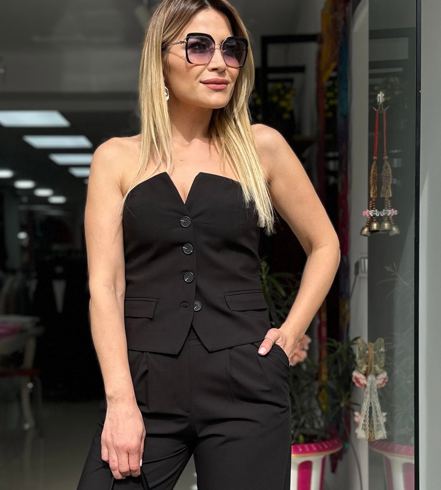 DLV Siyah Düğmeli Straplez Büstiyer 