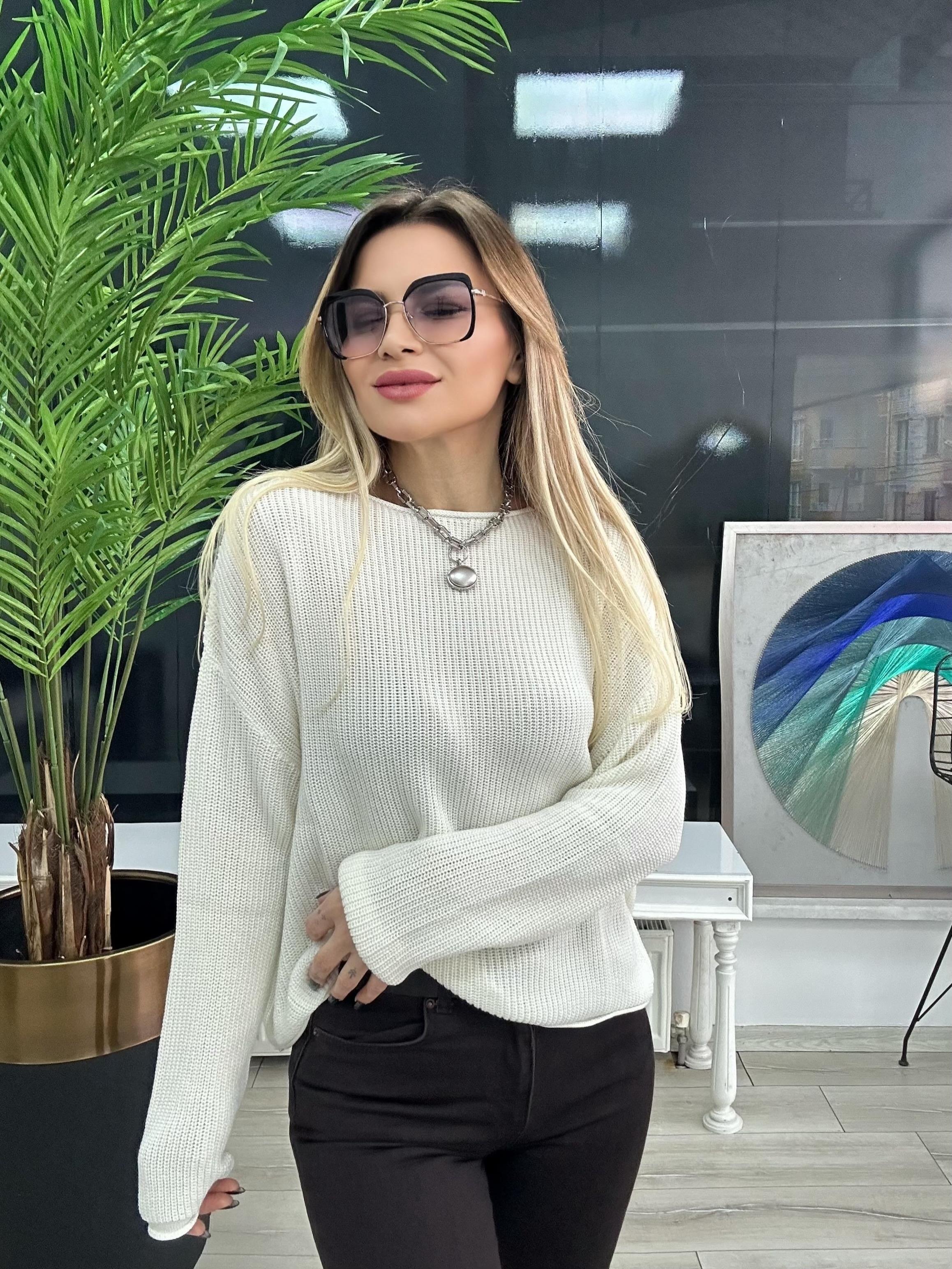 Ekru Kayık Yaka Basic Triko Kazak