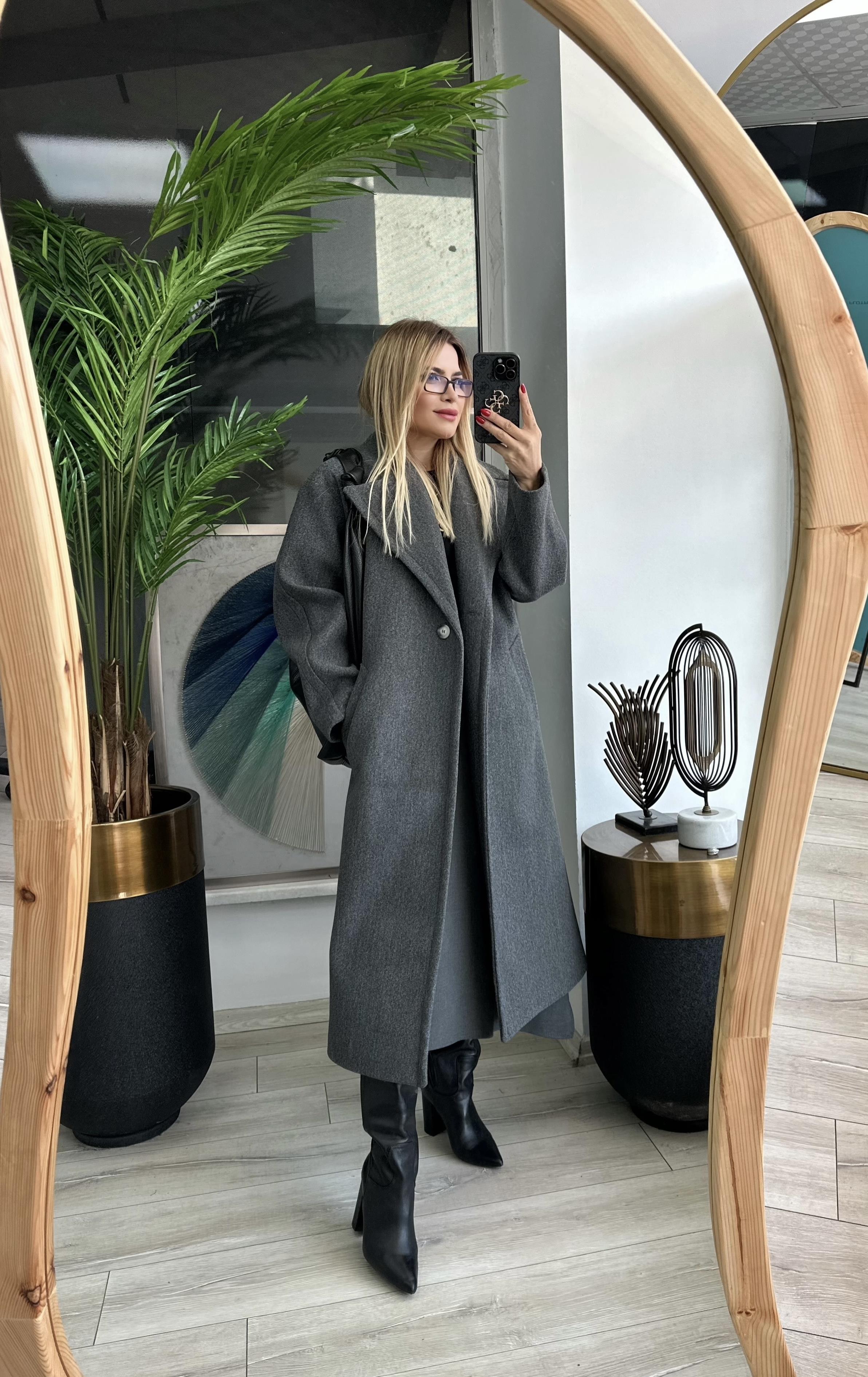 Gri Düğme Detaylı Kaşe Kaban 