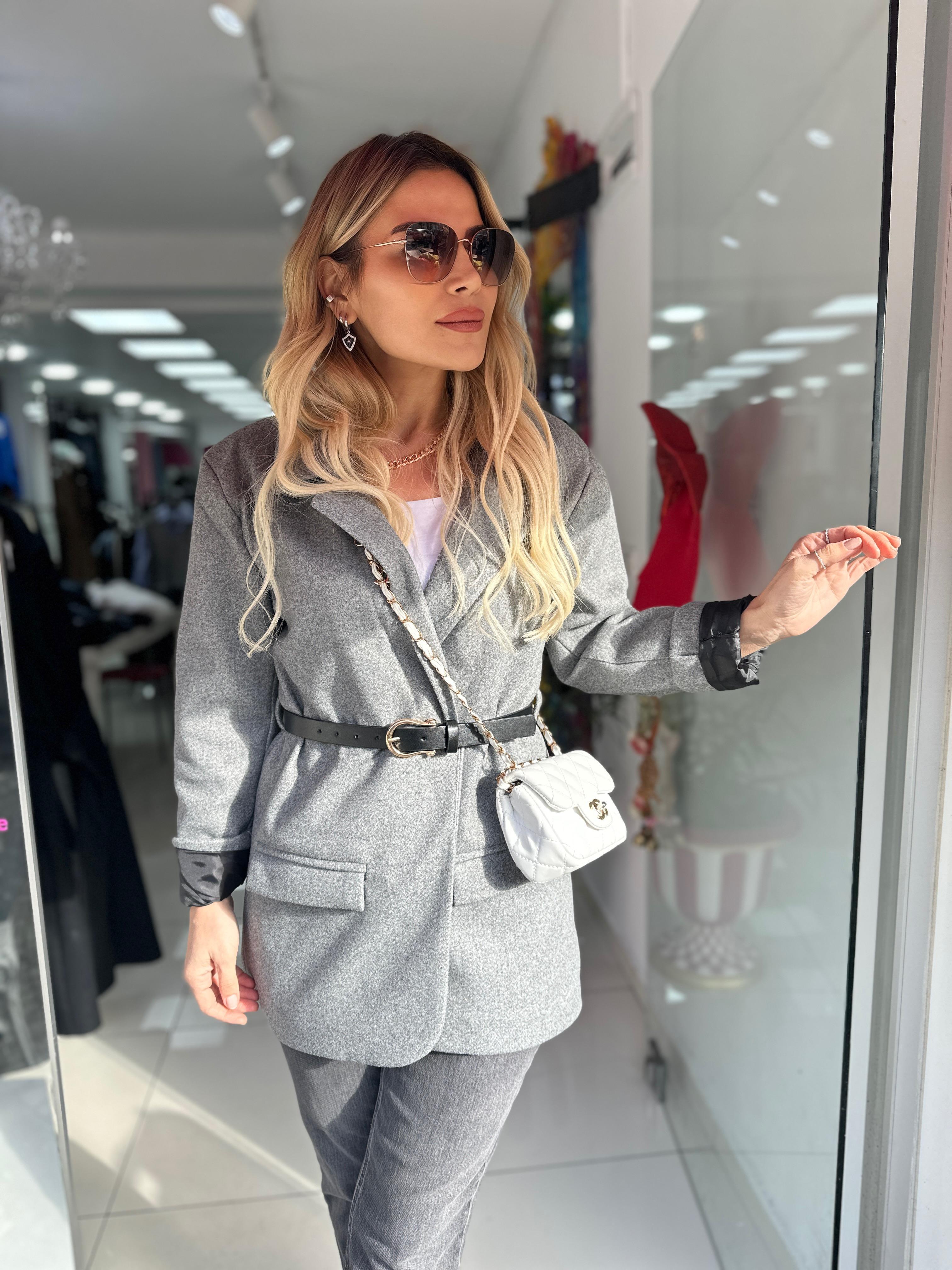 Gri Kemerli Kaşe Ceket 
