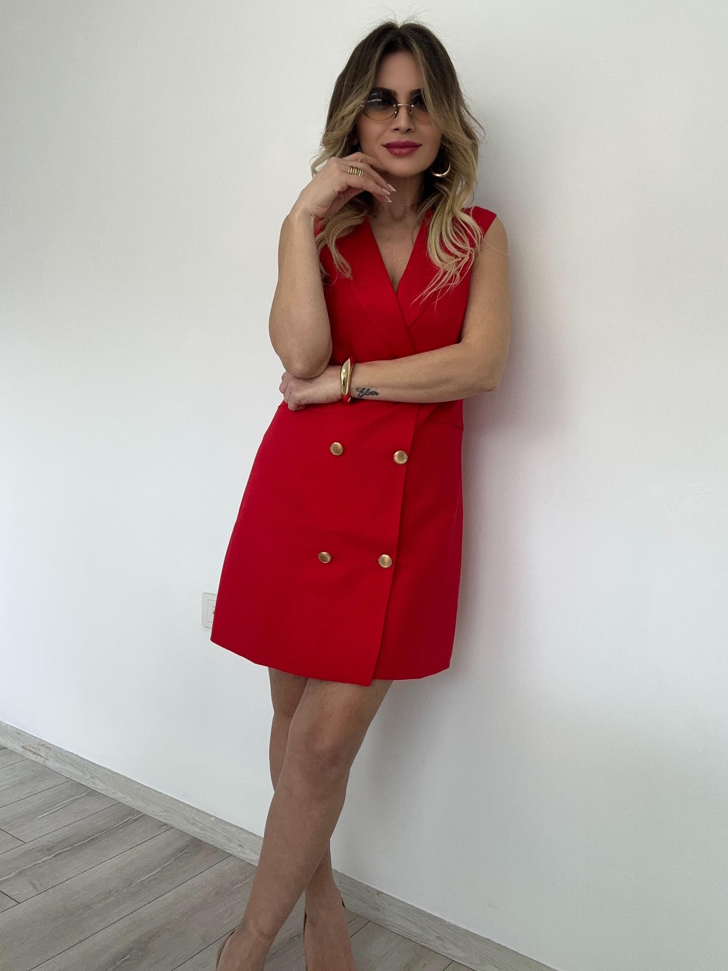 Kırmızı Keten Elbise