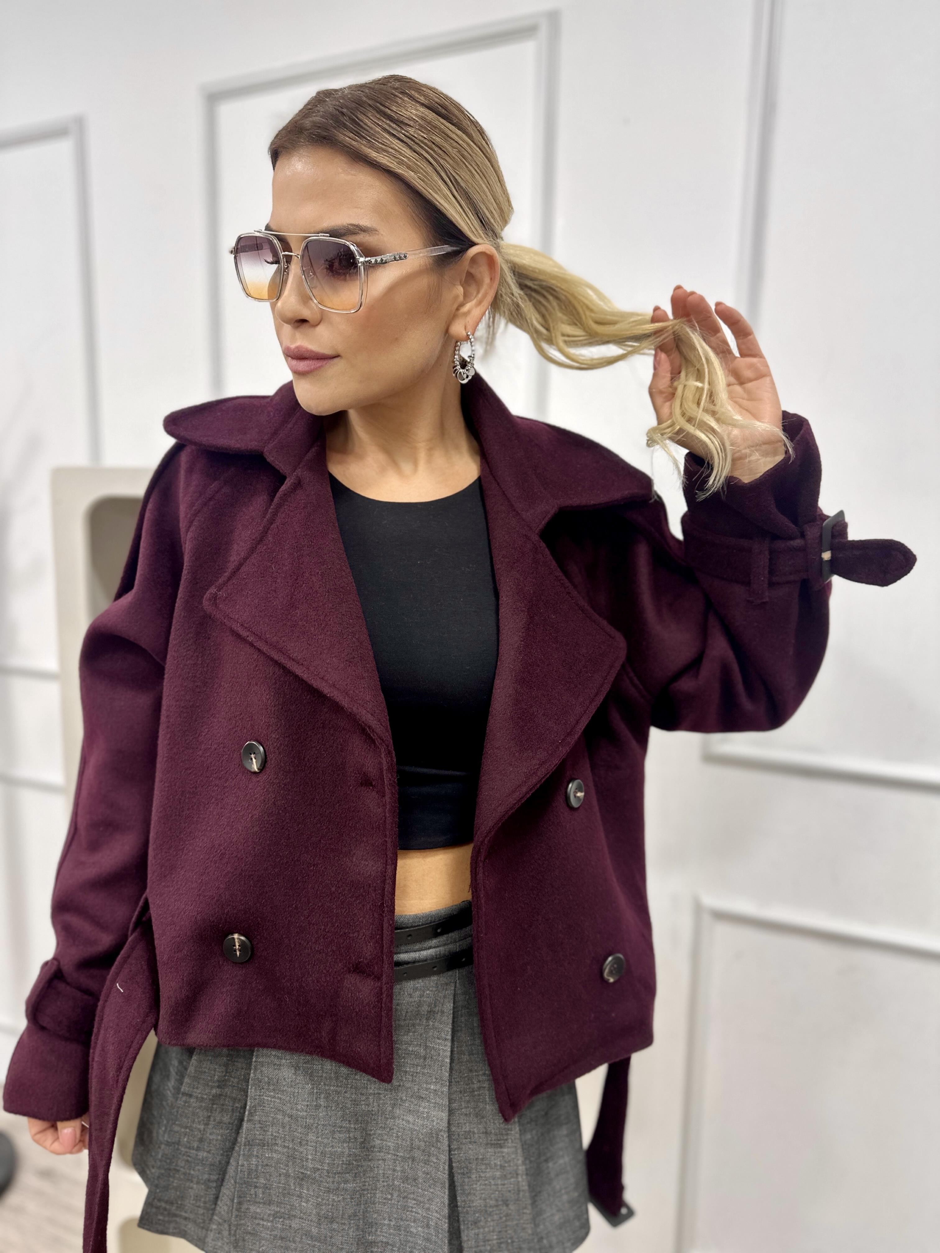 Kol Kemerli Kaşe Kısa Ceket 