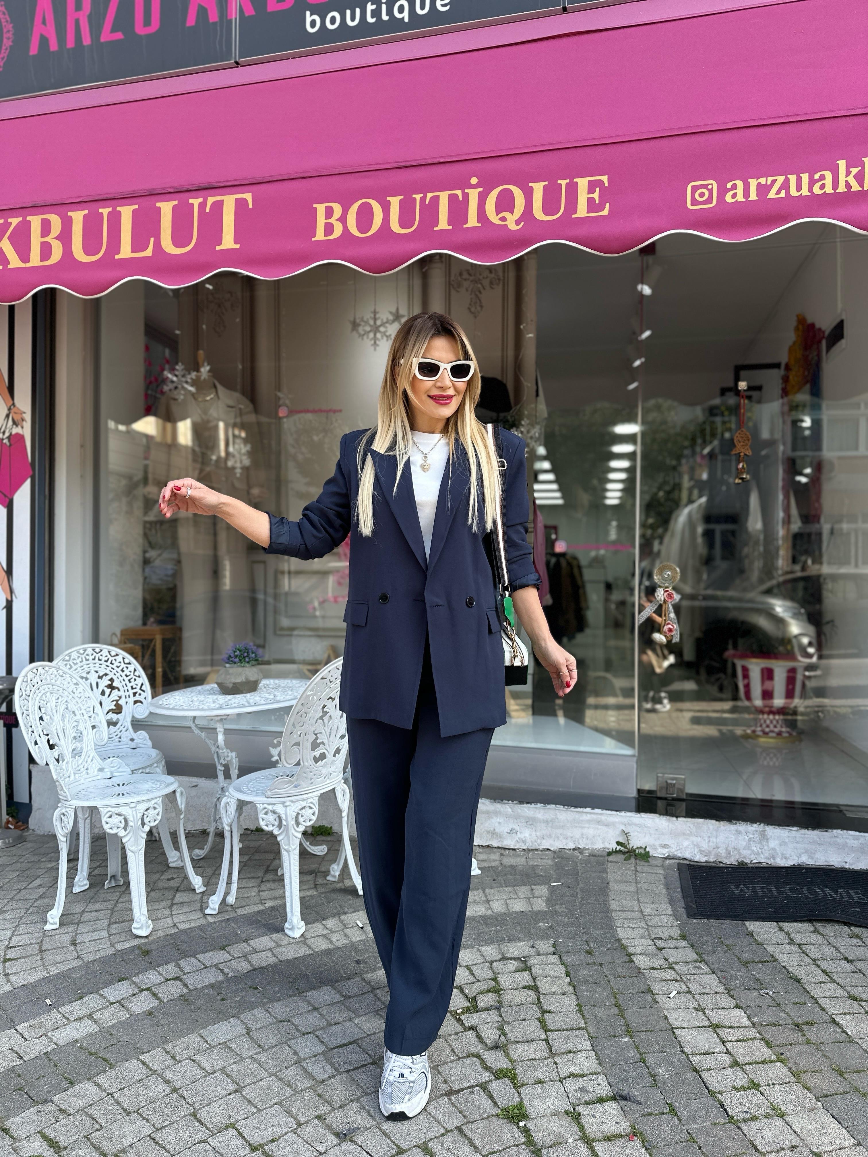 Lacivert Blazer Ceketli Takım 