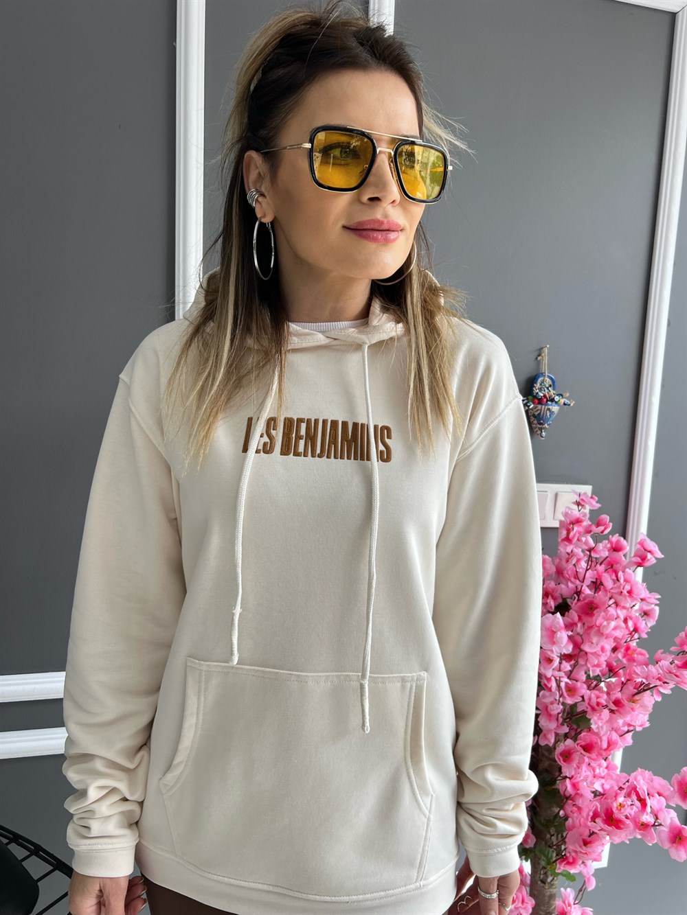 LB Ekru Sweat