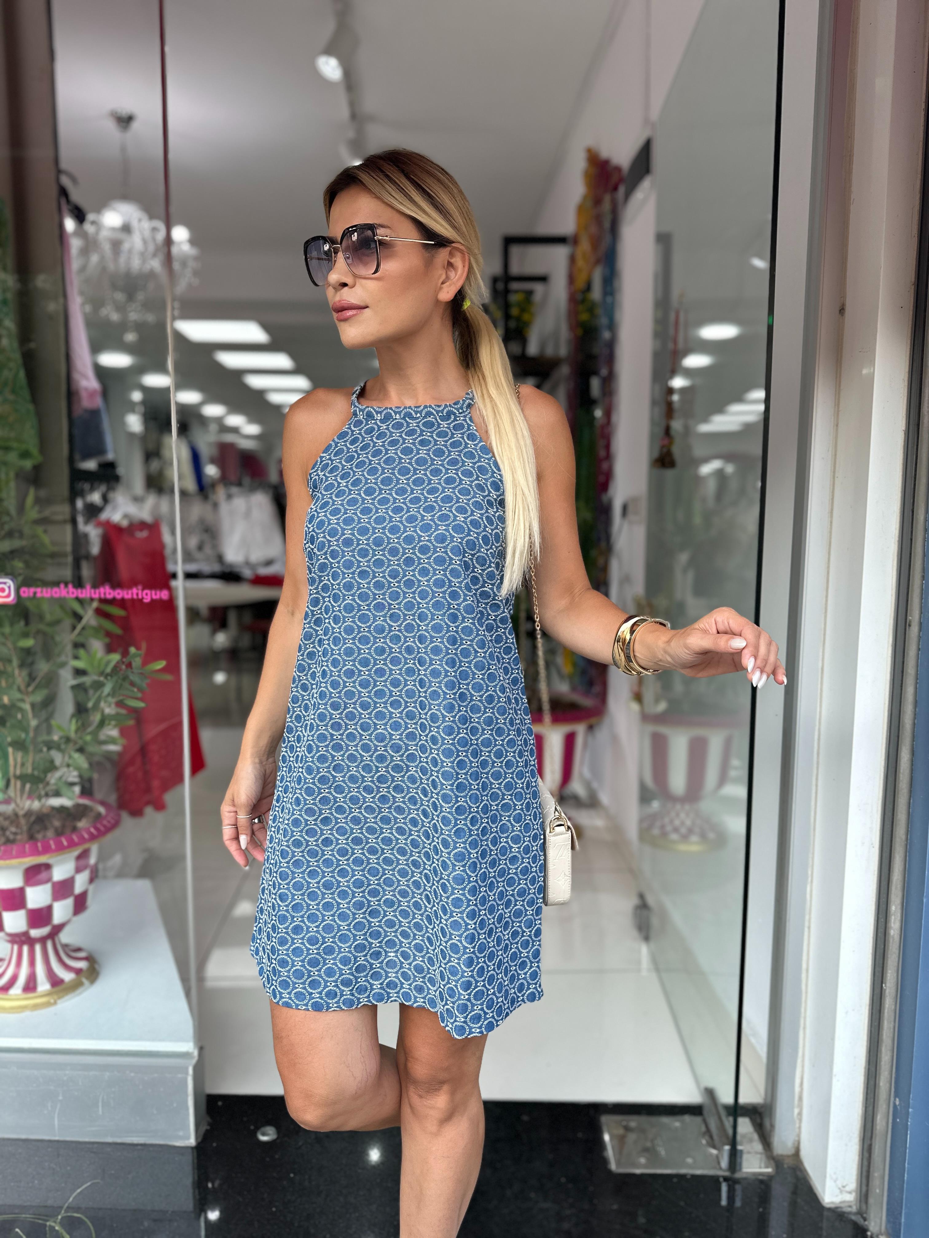 Mavi Askılı Nakış İşlemeli Elbise 