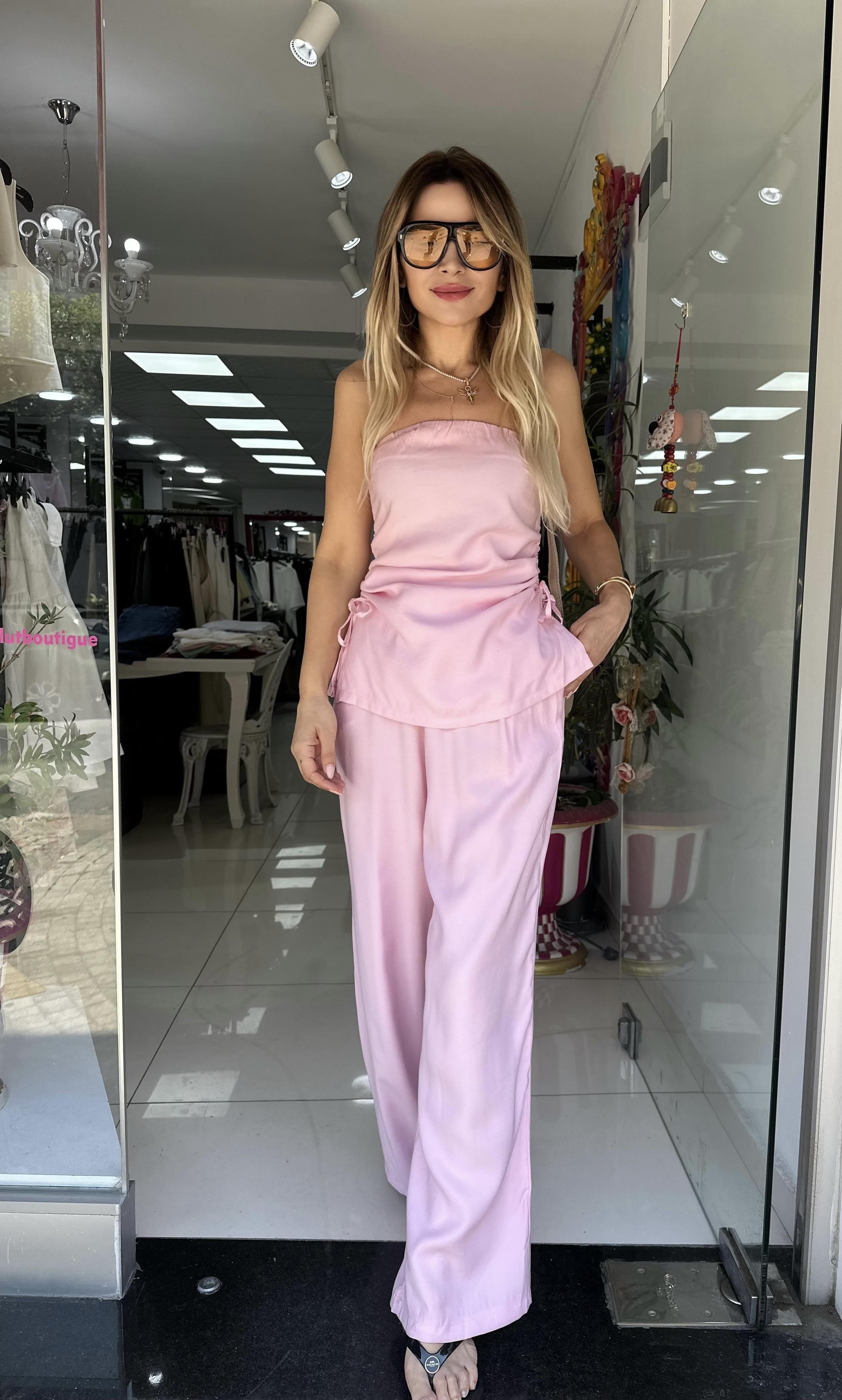 Pembe Tensel Kumaş Tasarım Takım 