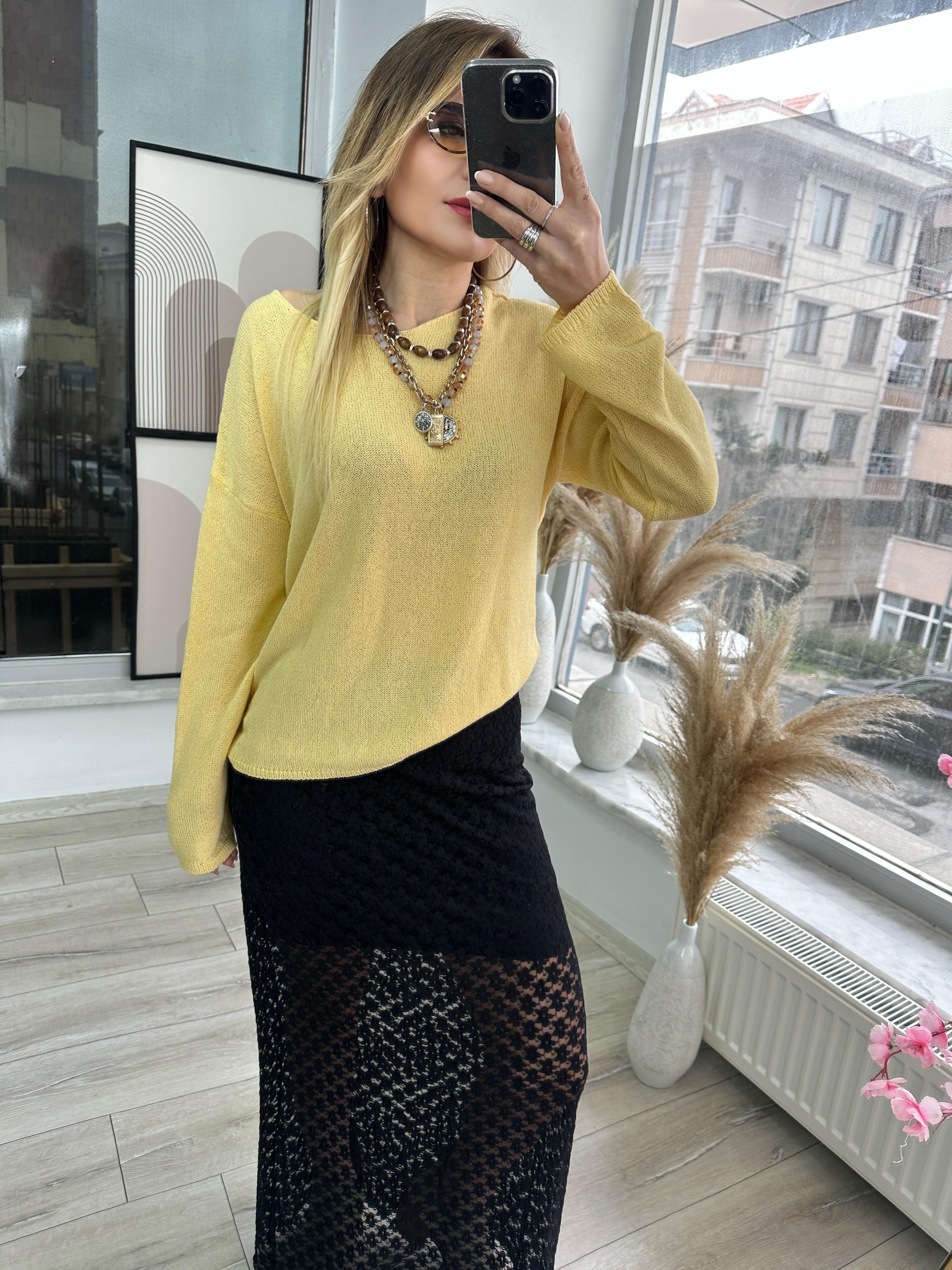 Sarı Triko Kazak