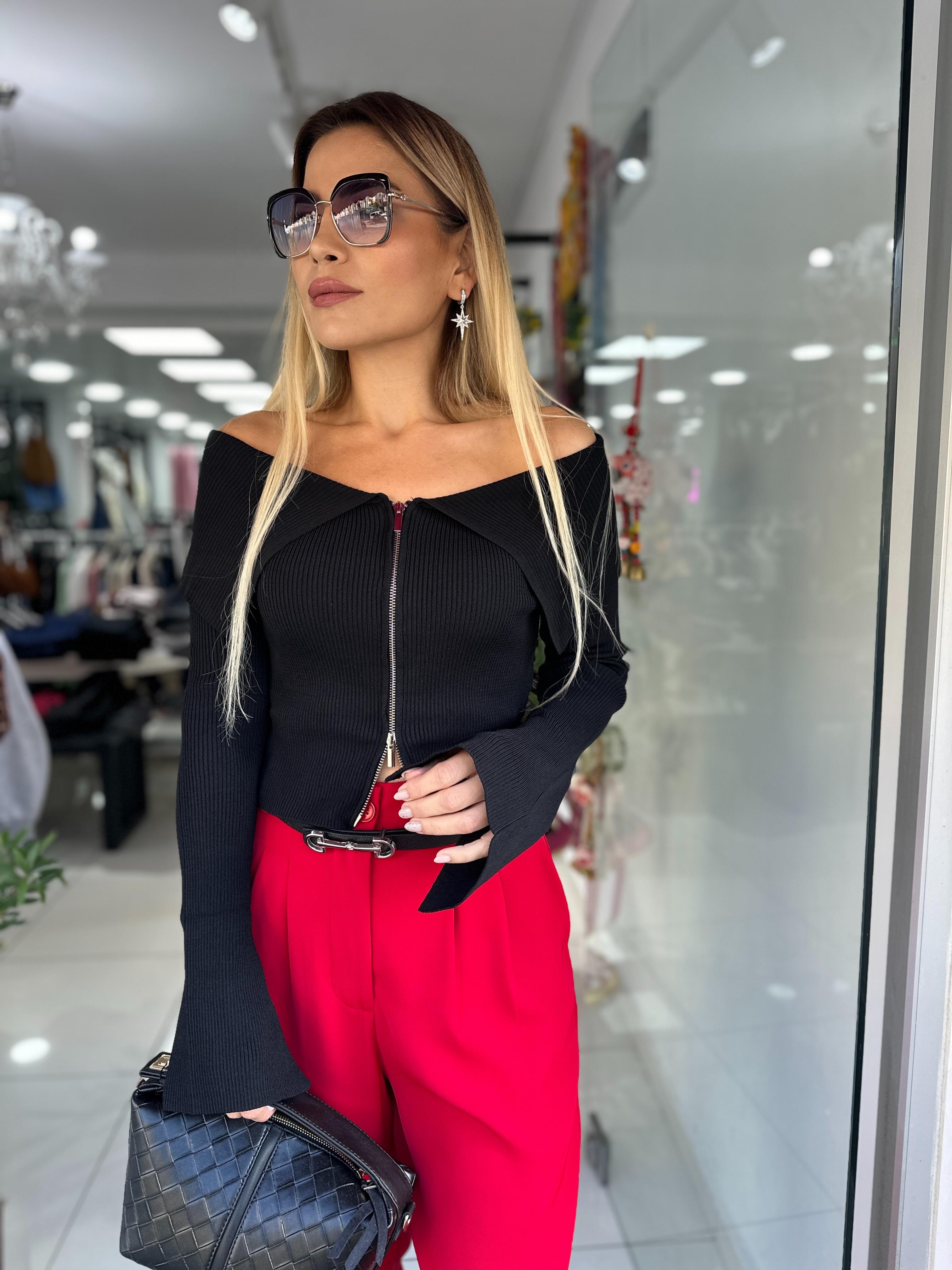 Siyah Bardot Yaka Kol Yırtmaç Detaylı Fermuarlı Triko Hırka 