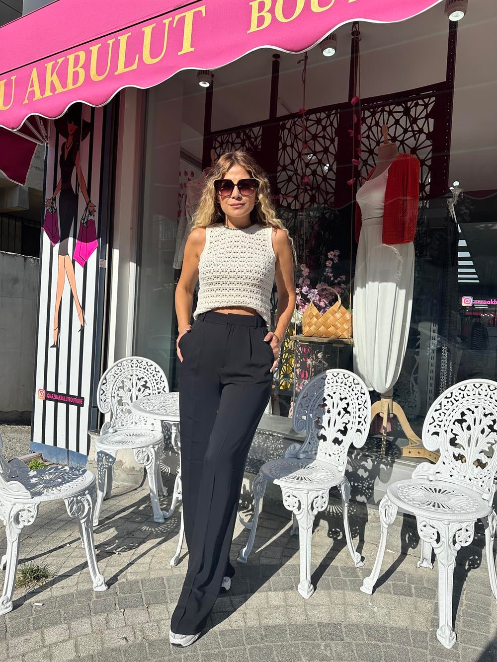 Siyah Bel Detaylı Pantolon