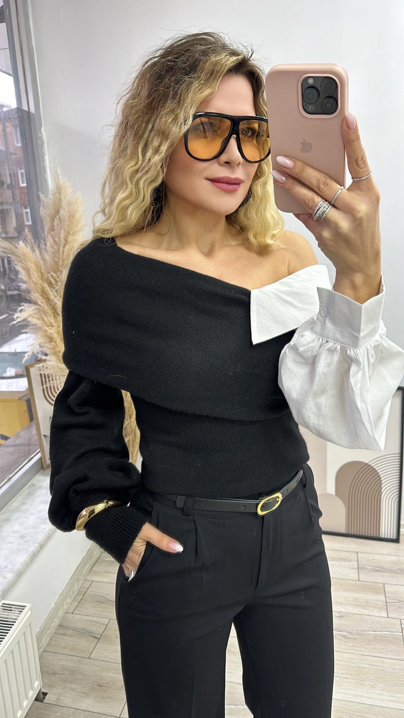 Siyah Gömlek Geçişli Triko 