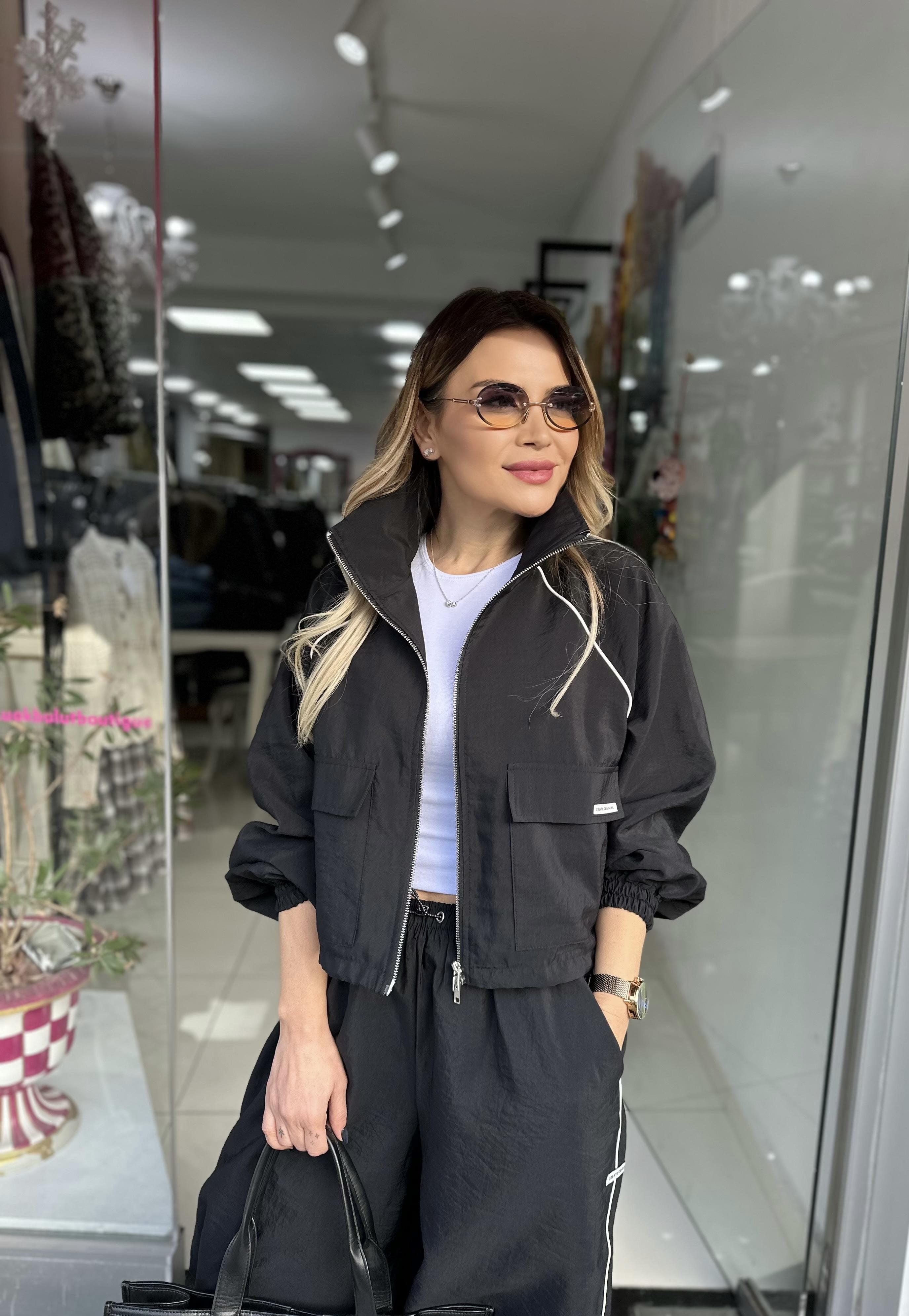 Siyah Paraşüt Kumaş Ceket