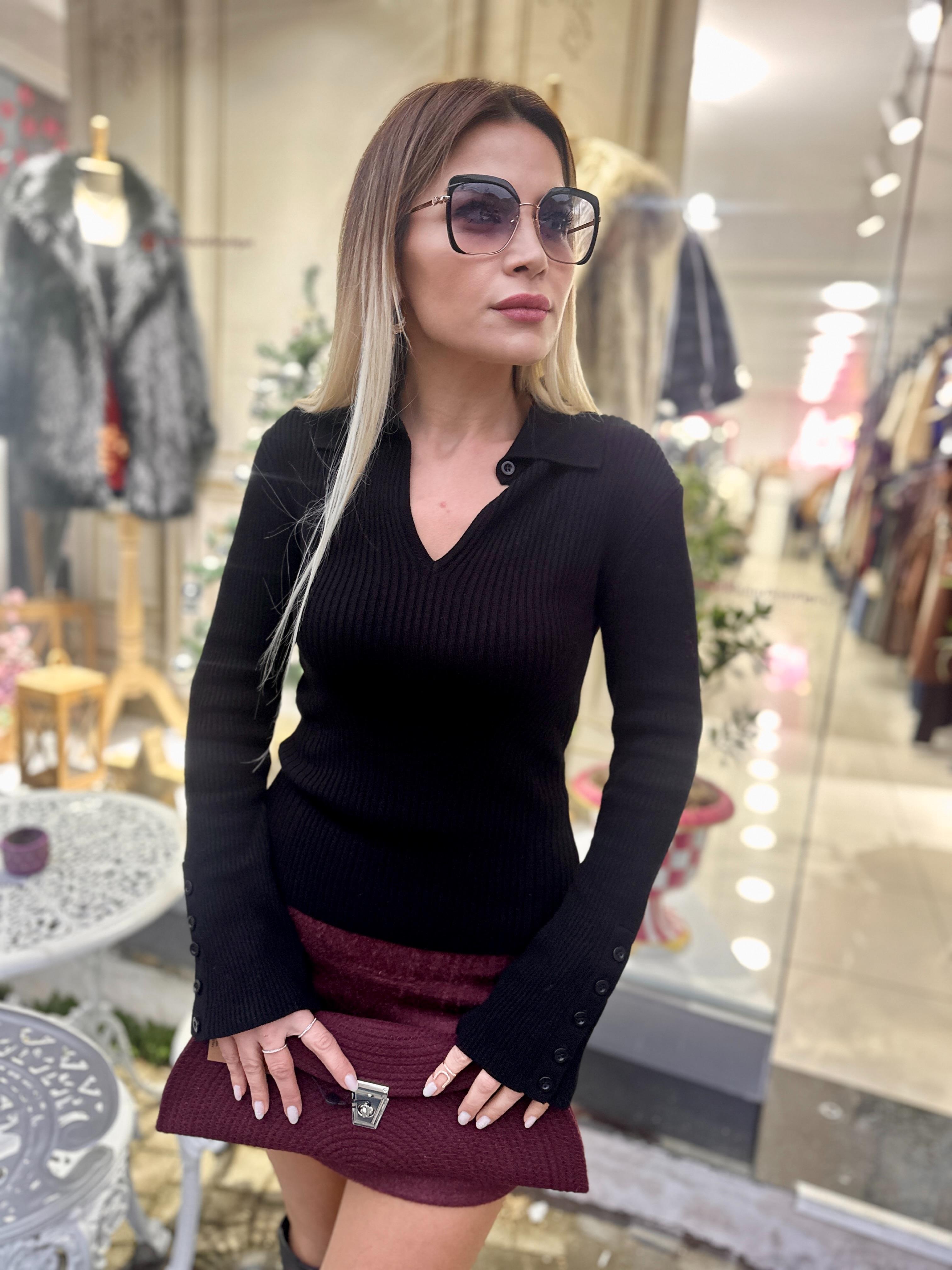 Siyah Polo Yaka Düğmeli Fitilli Triko Kazak 