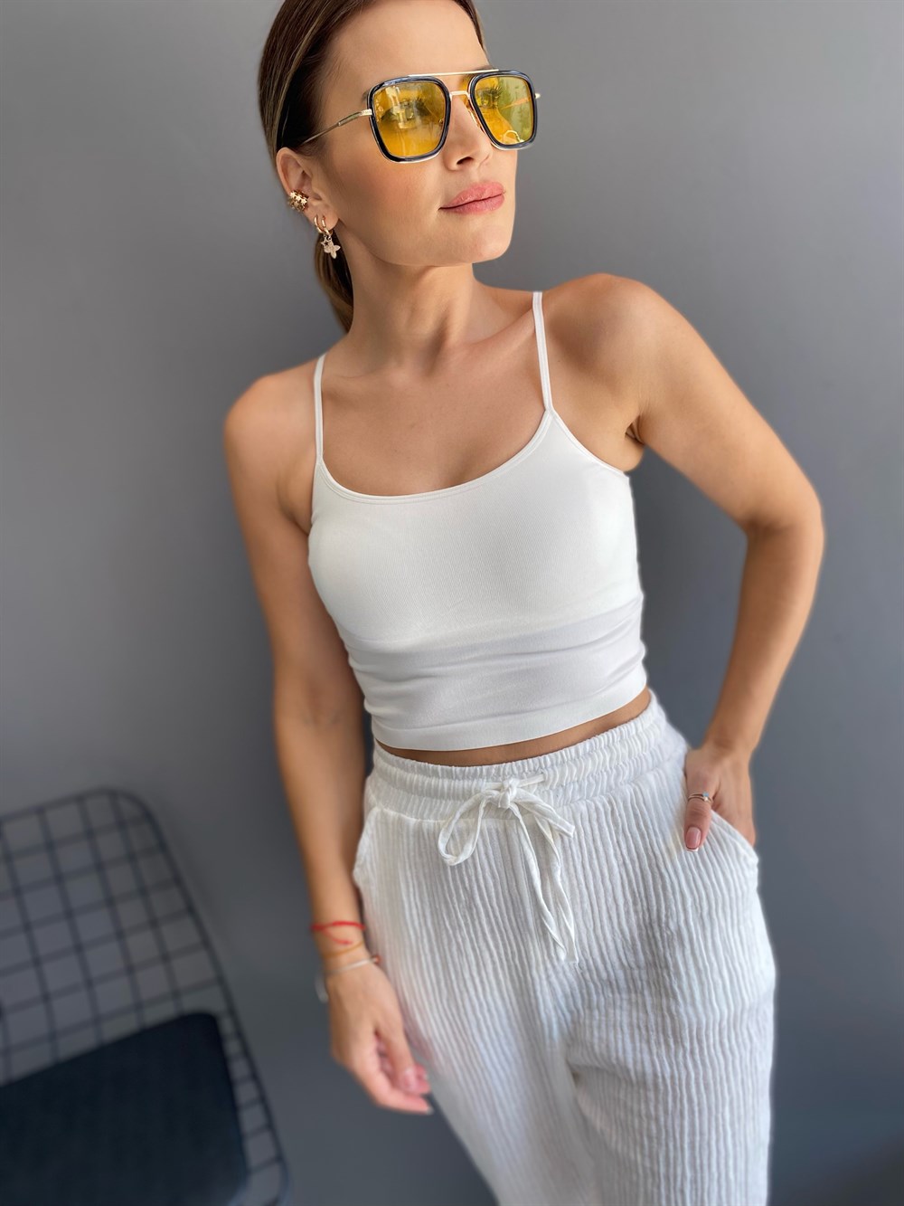 SP Ekru Crop