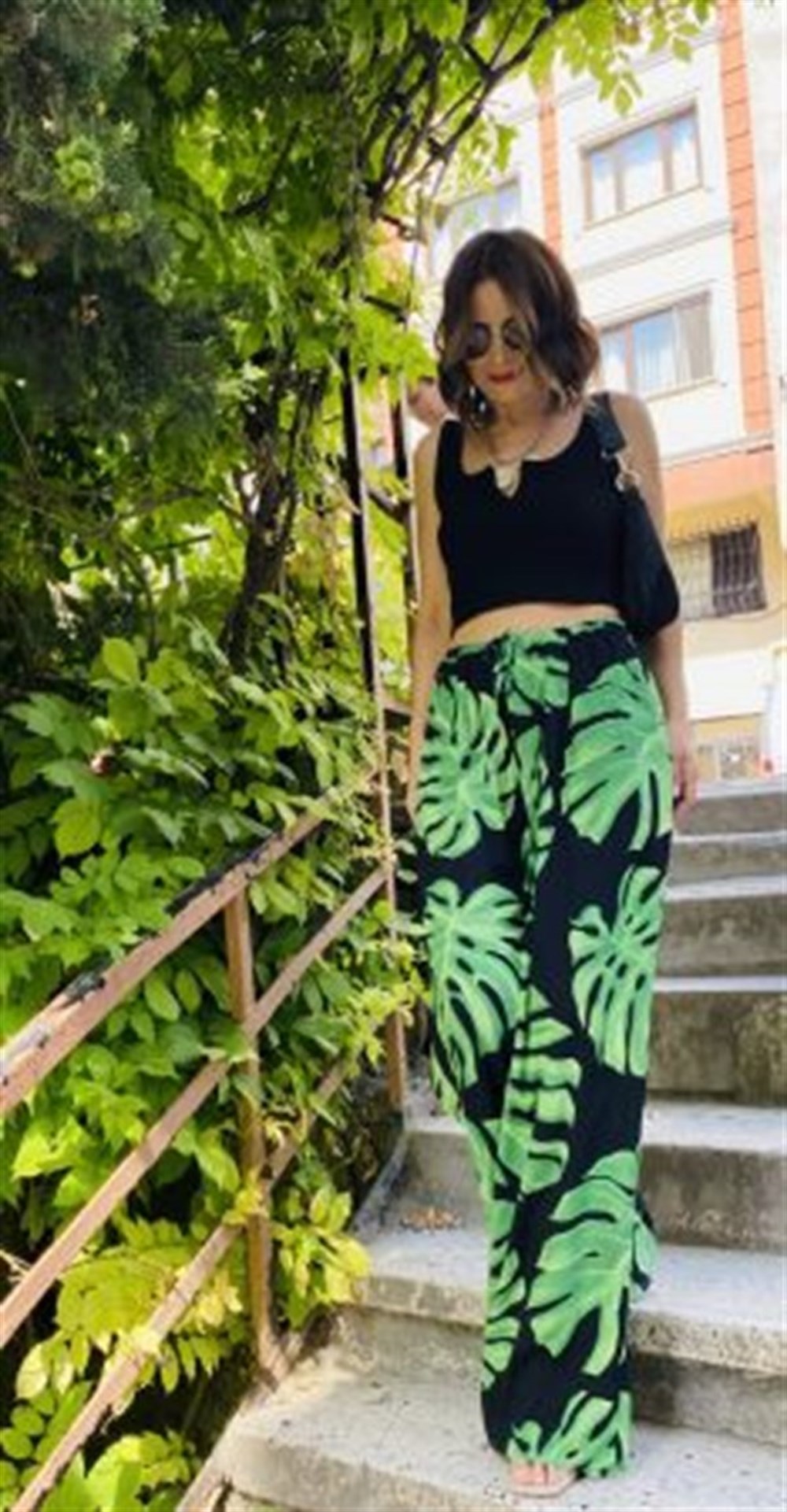 YAPRAK DESEN SİYAH PANTOLON