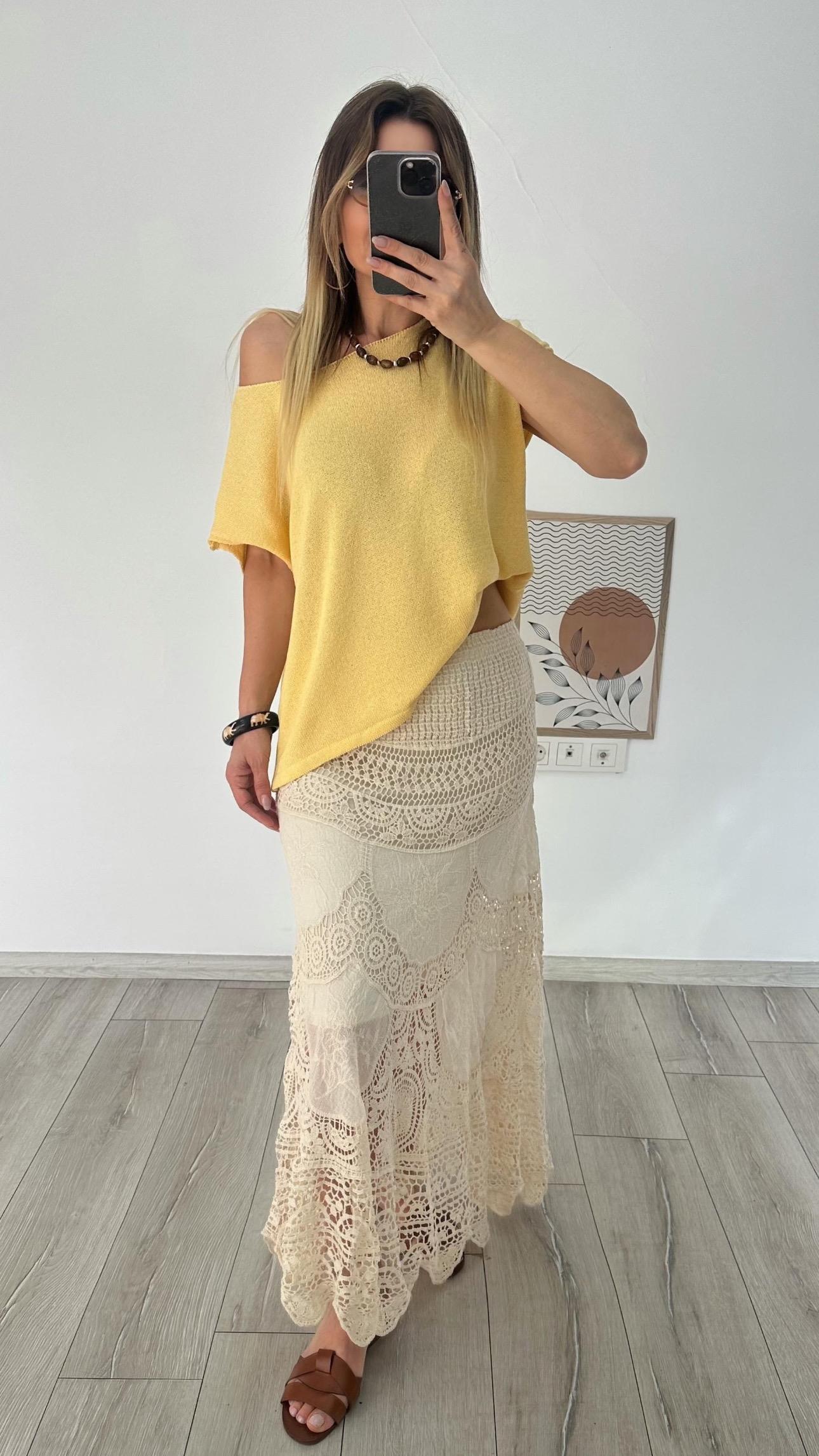 Bej Astarlı Fisto Etek