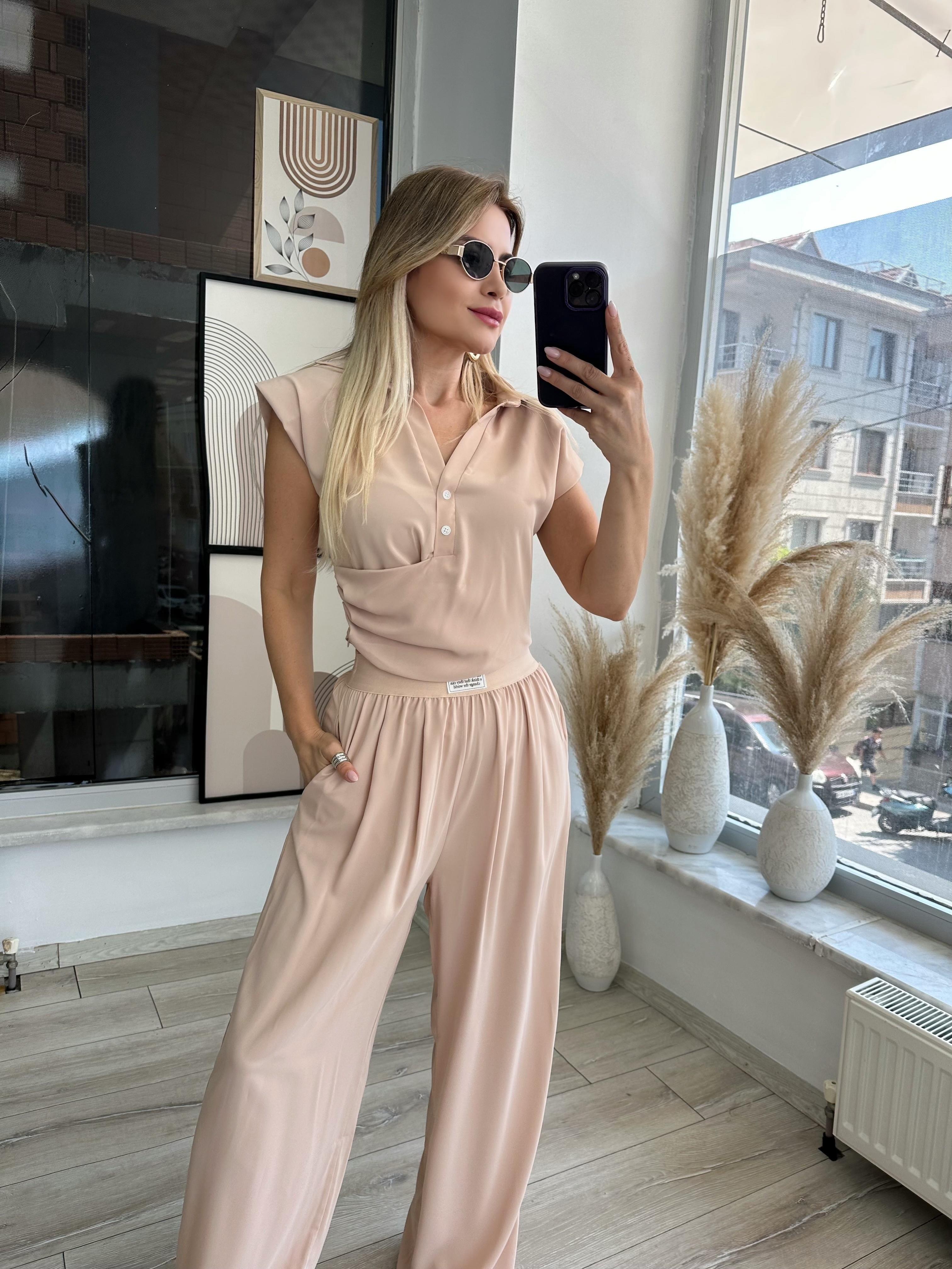 Bej Bluz Pantolon Takım