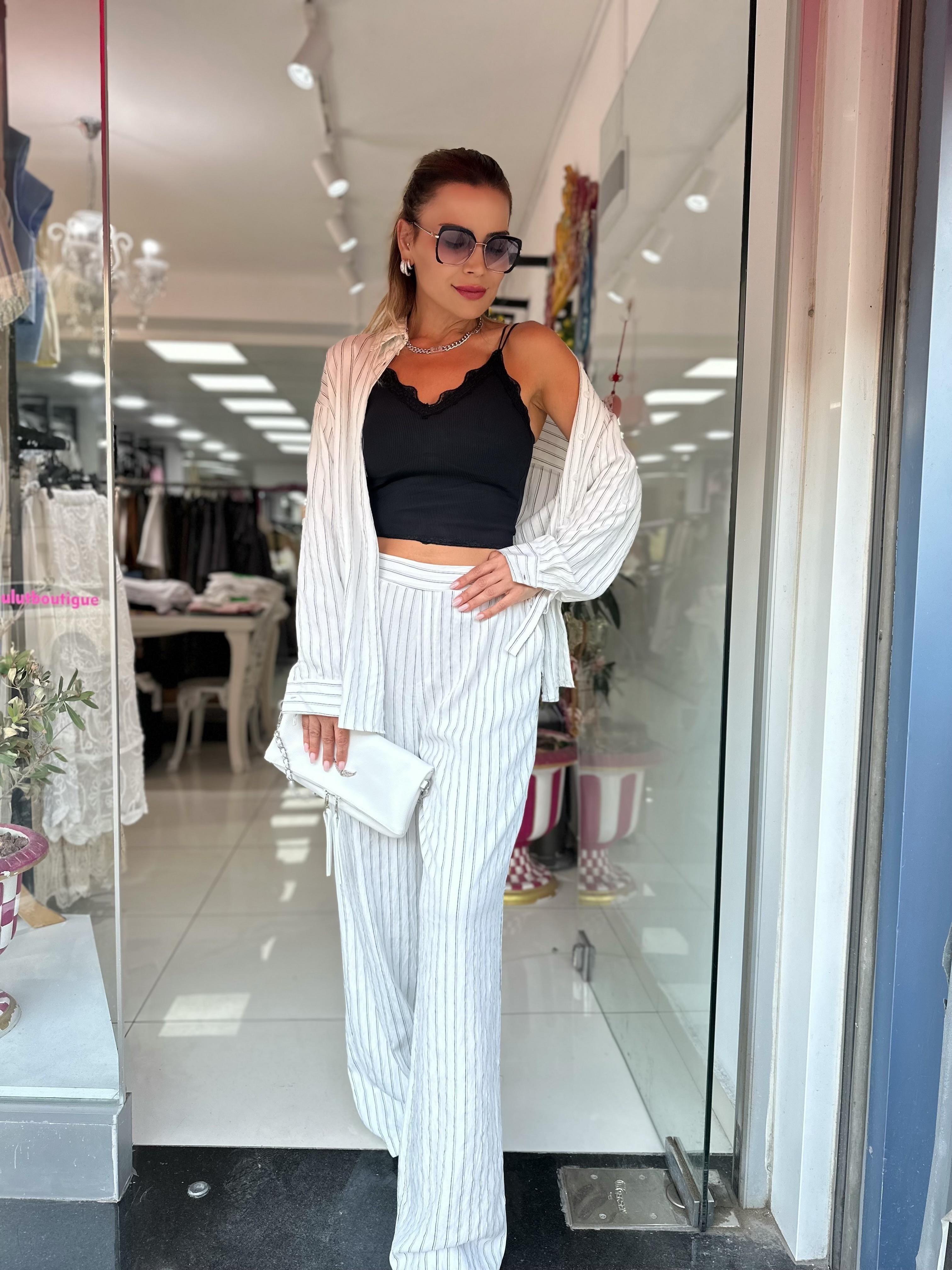 Beyaz Çizgili Pantolon 
