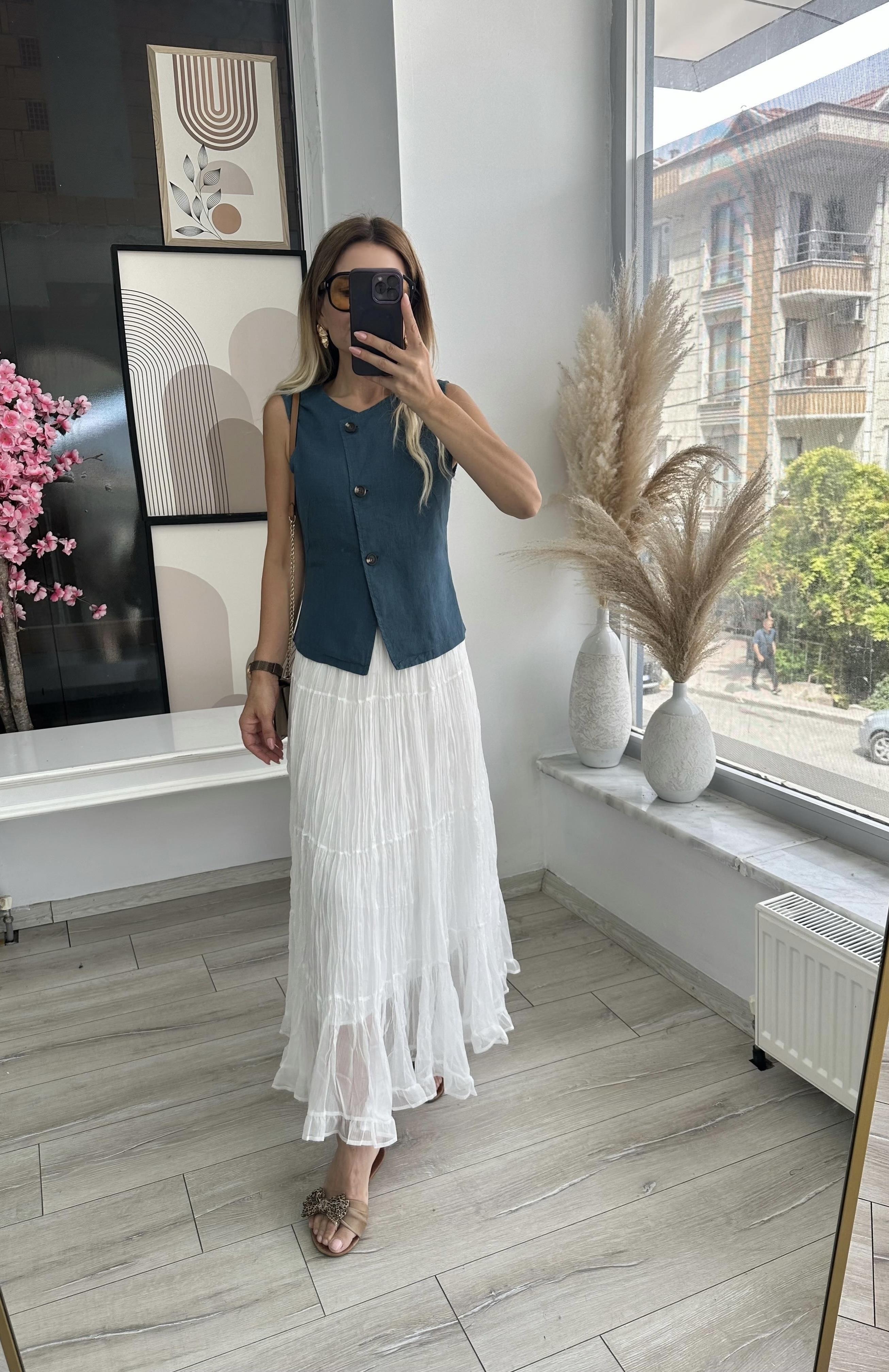 Beyaz İthal Kumaş Astarlı Etek 