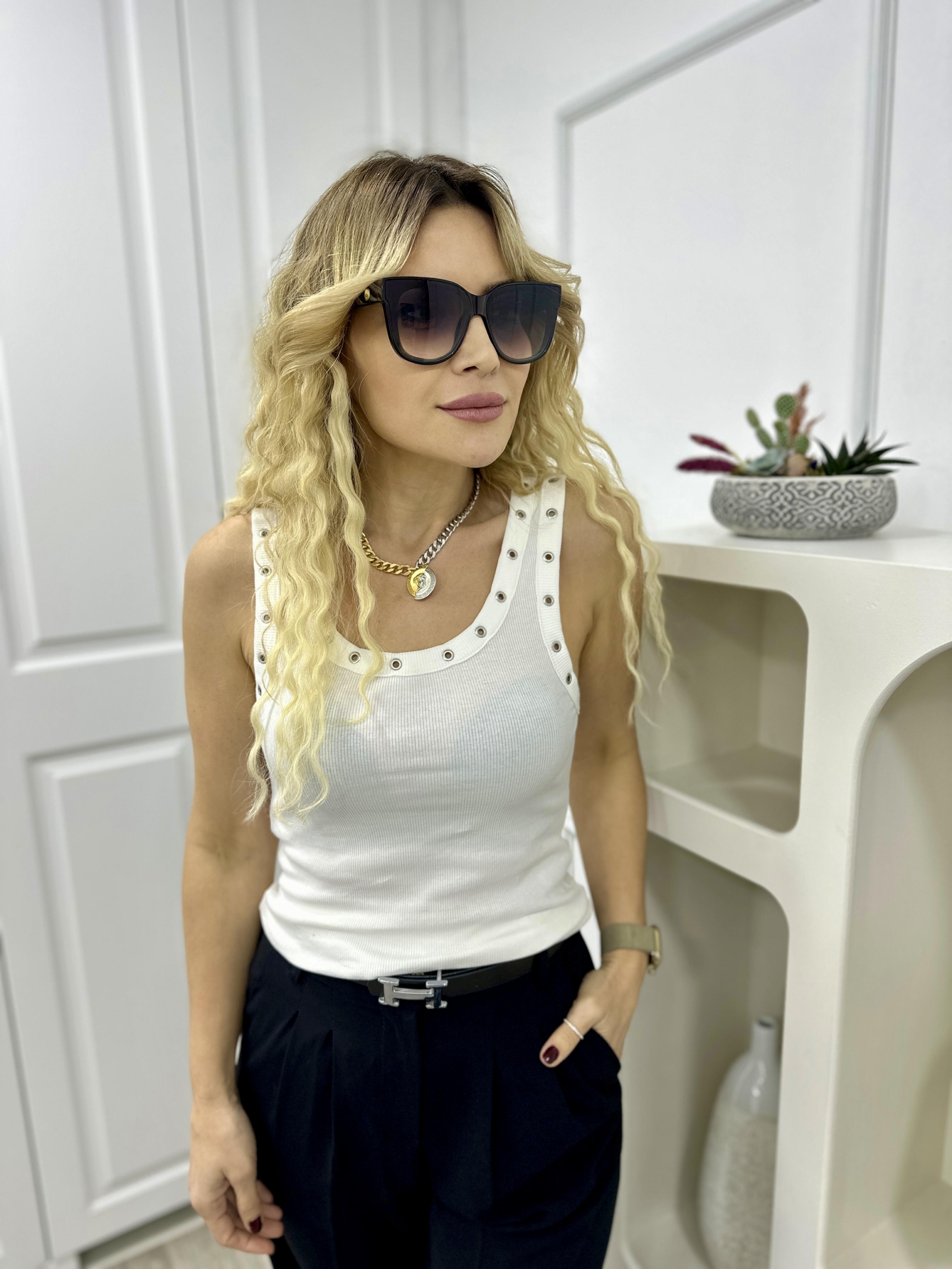 Beyaz Kuş Gözü Detaylı Atlet