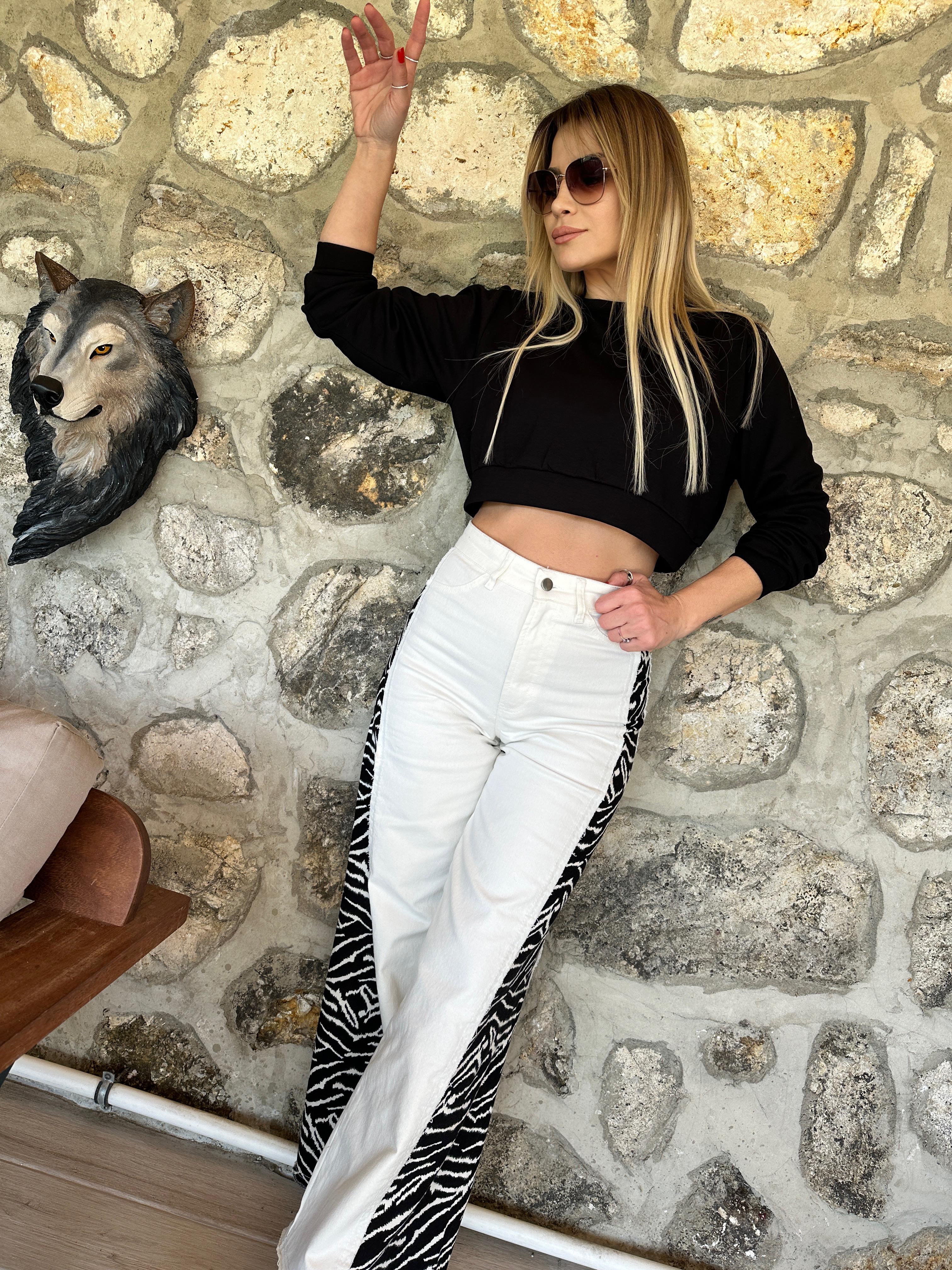 Beyaz Yan Zebra Detay Jean Pantolon