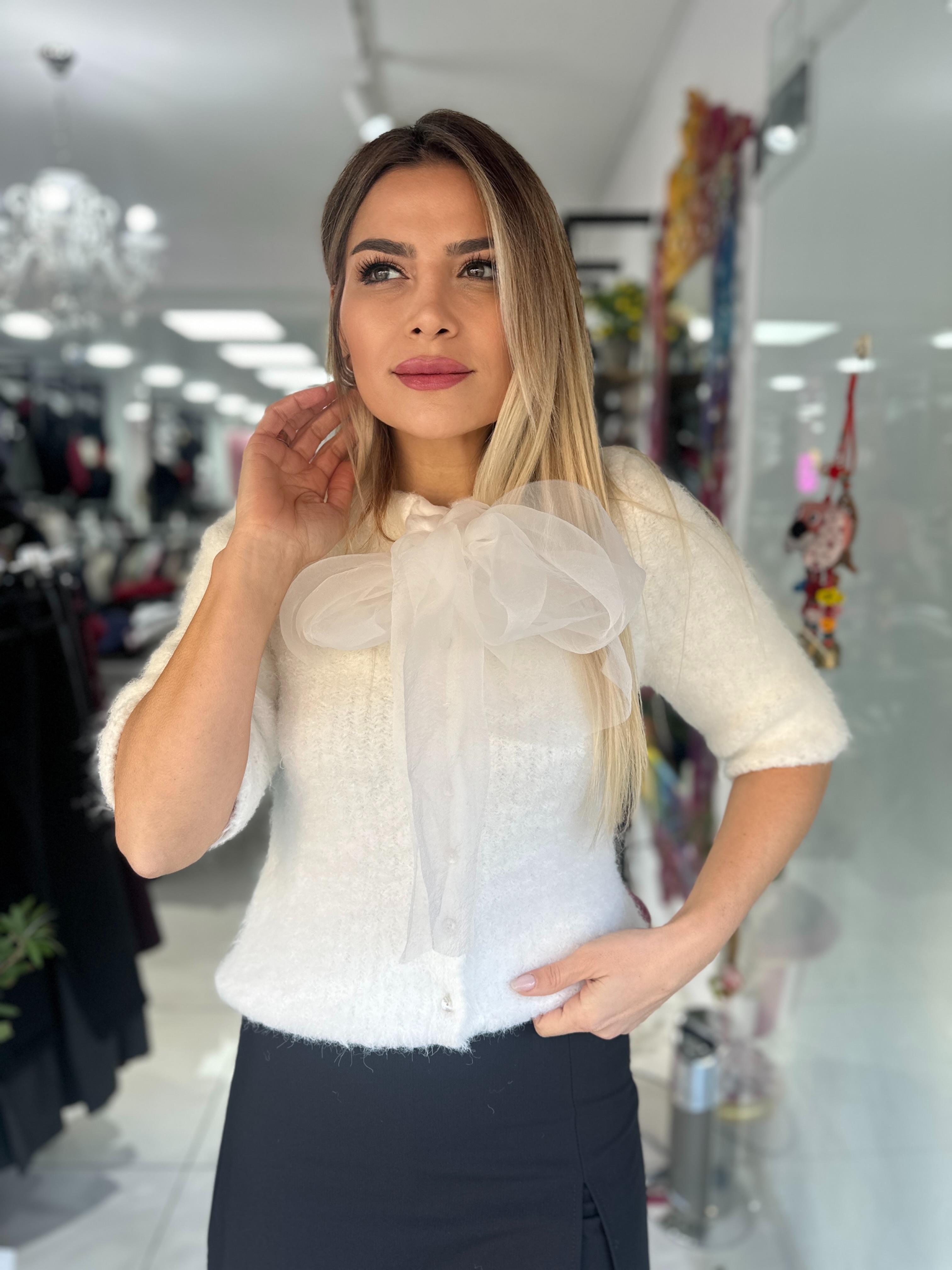 Bisiklet Yaka Kumaş Bağlamalı Düğmeli Triko Hırka