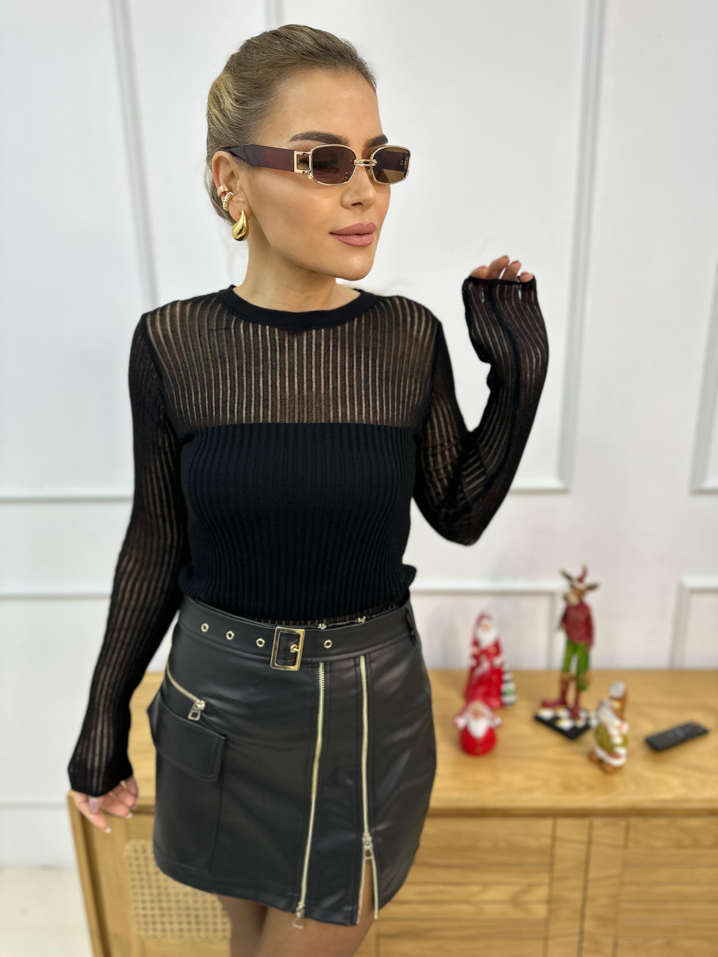 Bisiklet Yaka Siyah Transparan Triko 