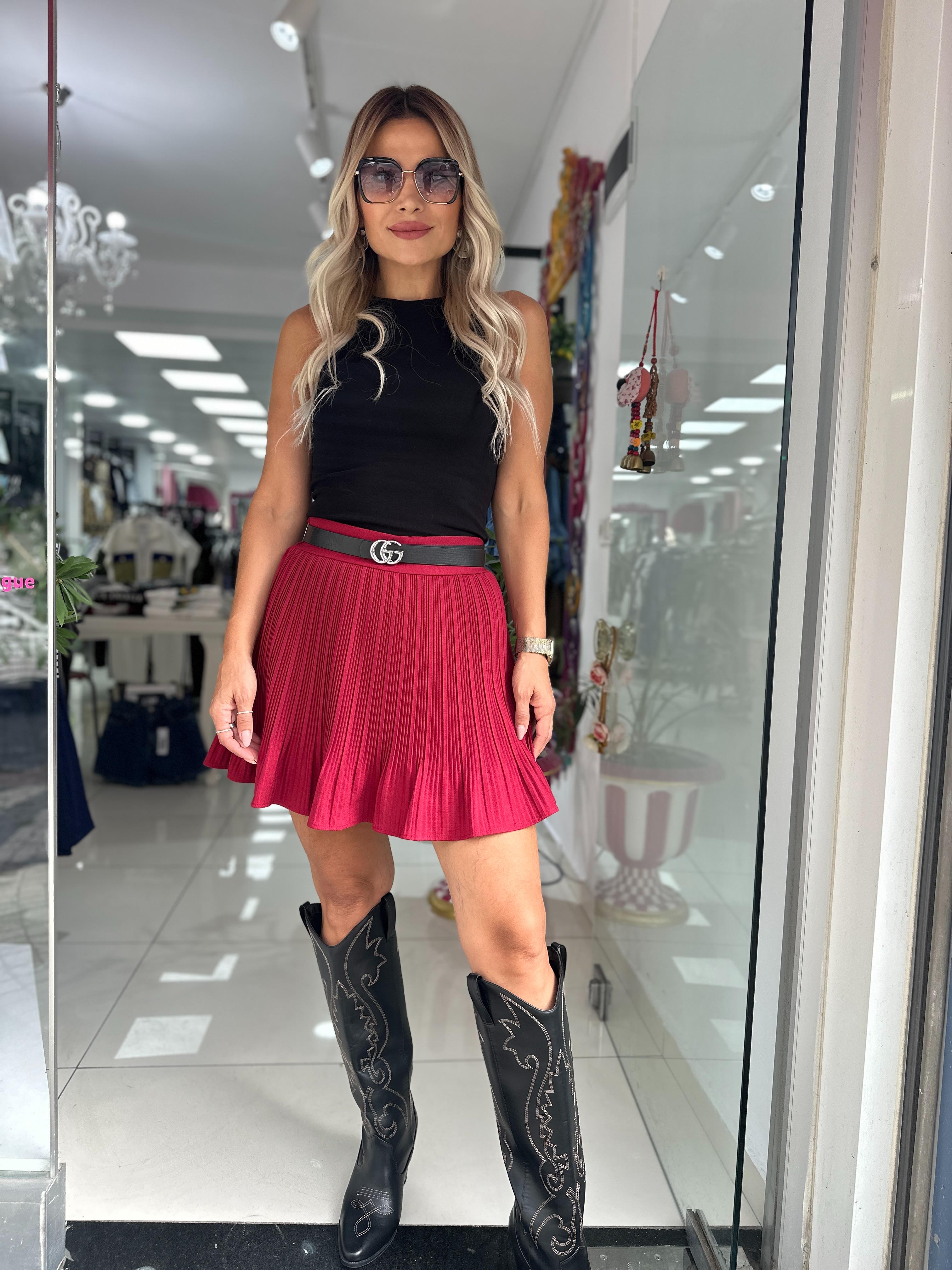 Bordo Pileli Şortlu Etek 