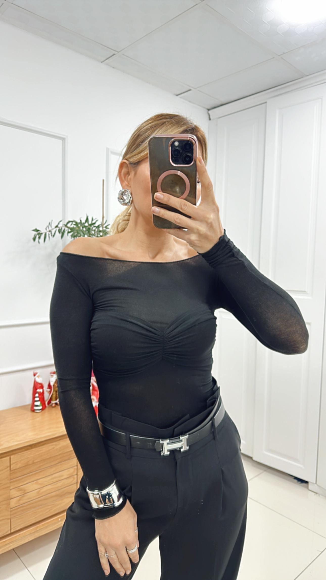 Büzgü Detaylı Bluz 