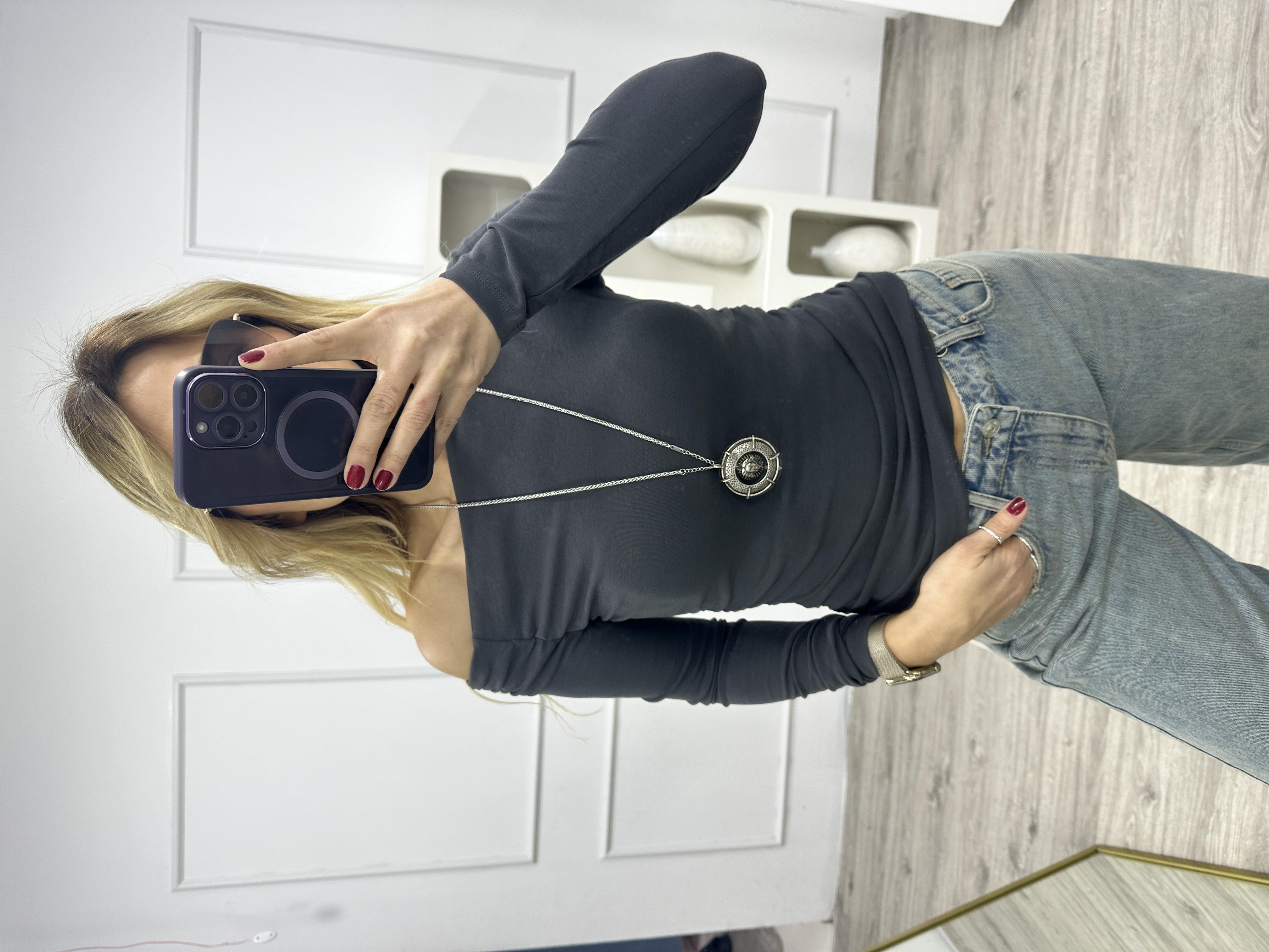 Büzgülü Asimetrik Bluz 