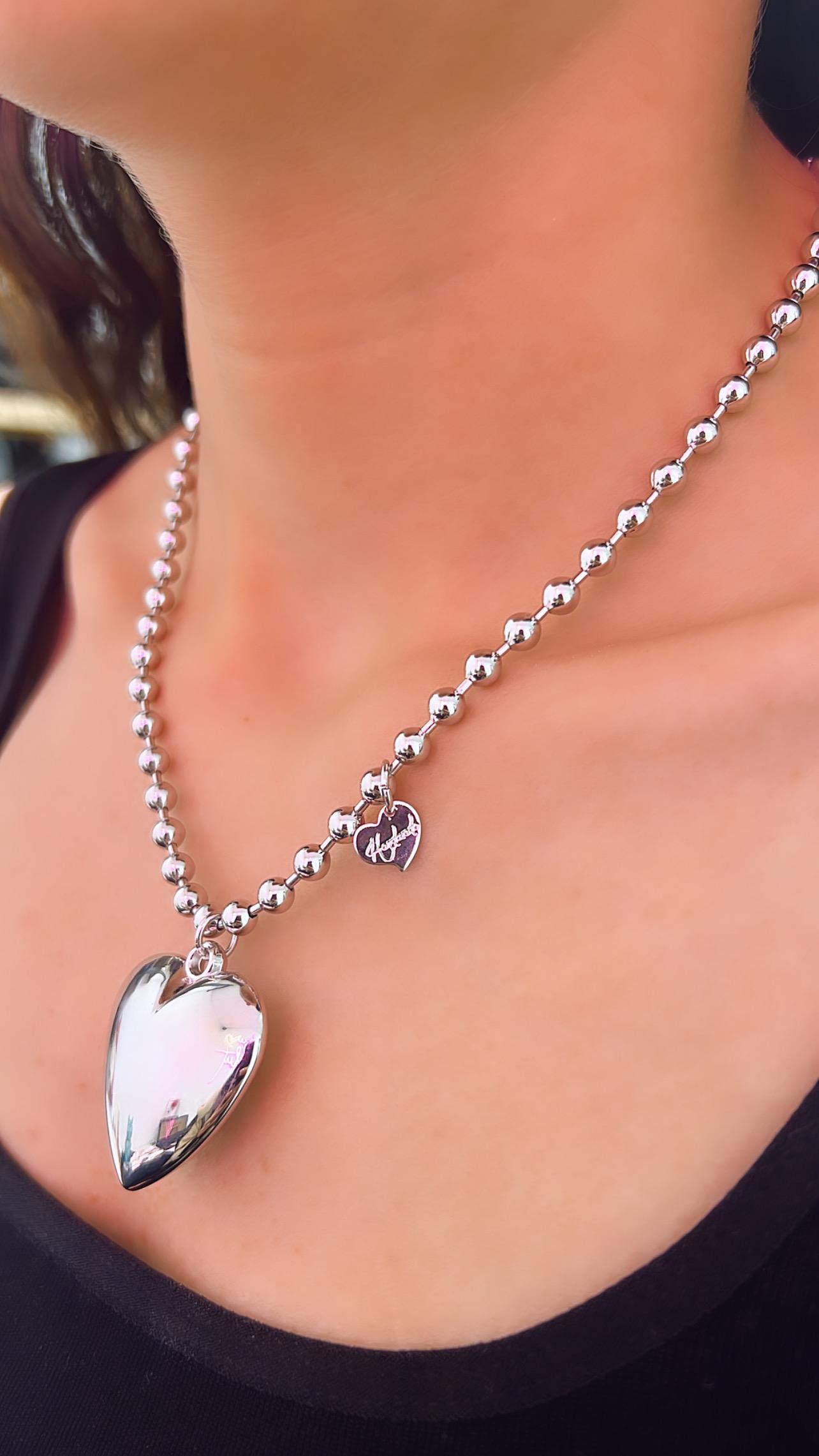 Çelik Büyük Kalp Detaylı Kolye 