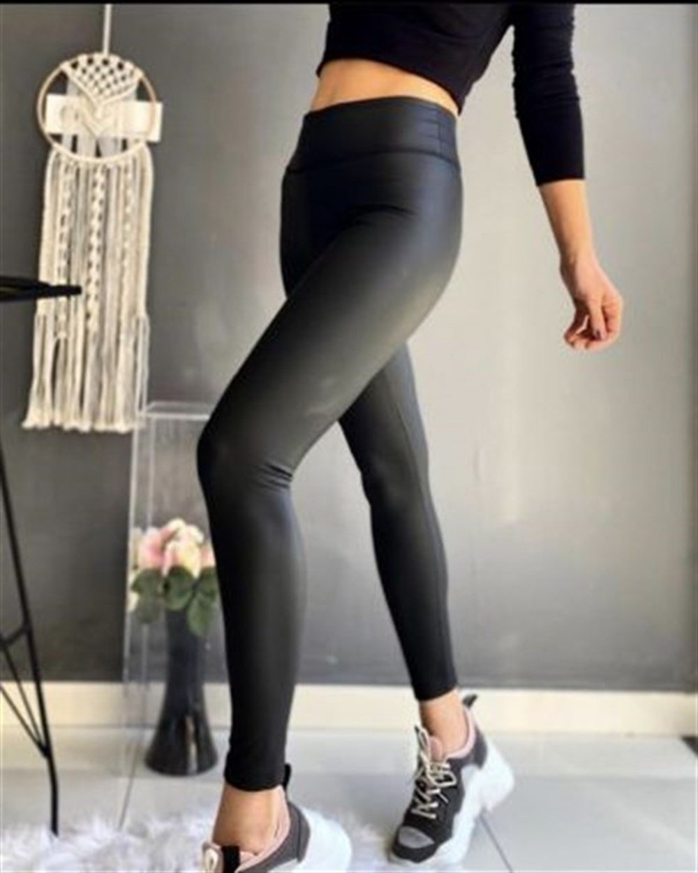 DERİ GÖRÜNÜMLÜ TAYT